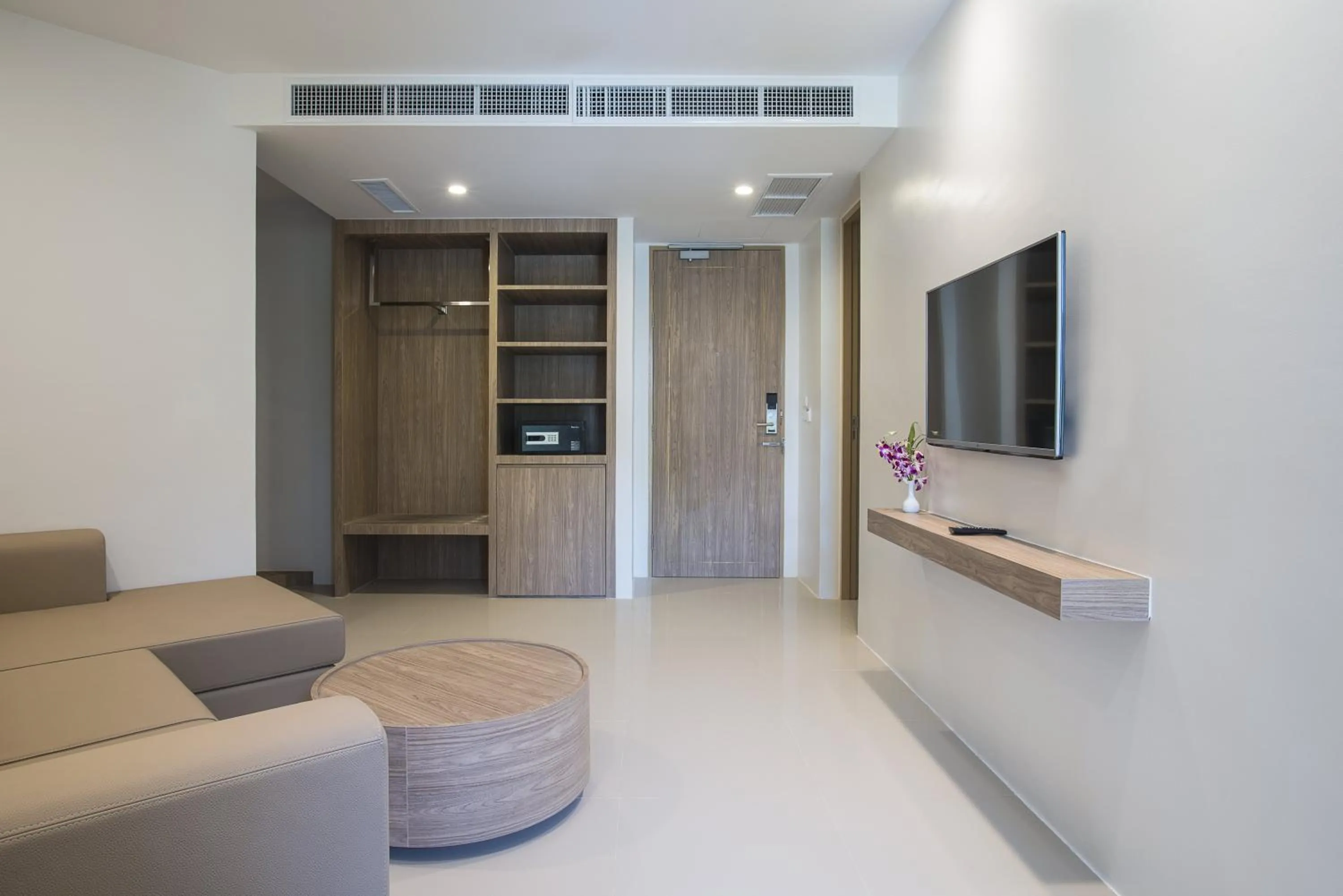 Photo of the whole room in Centara Life Phu Pano Krabi