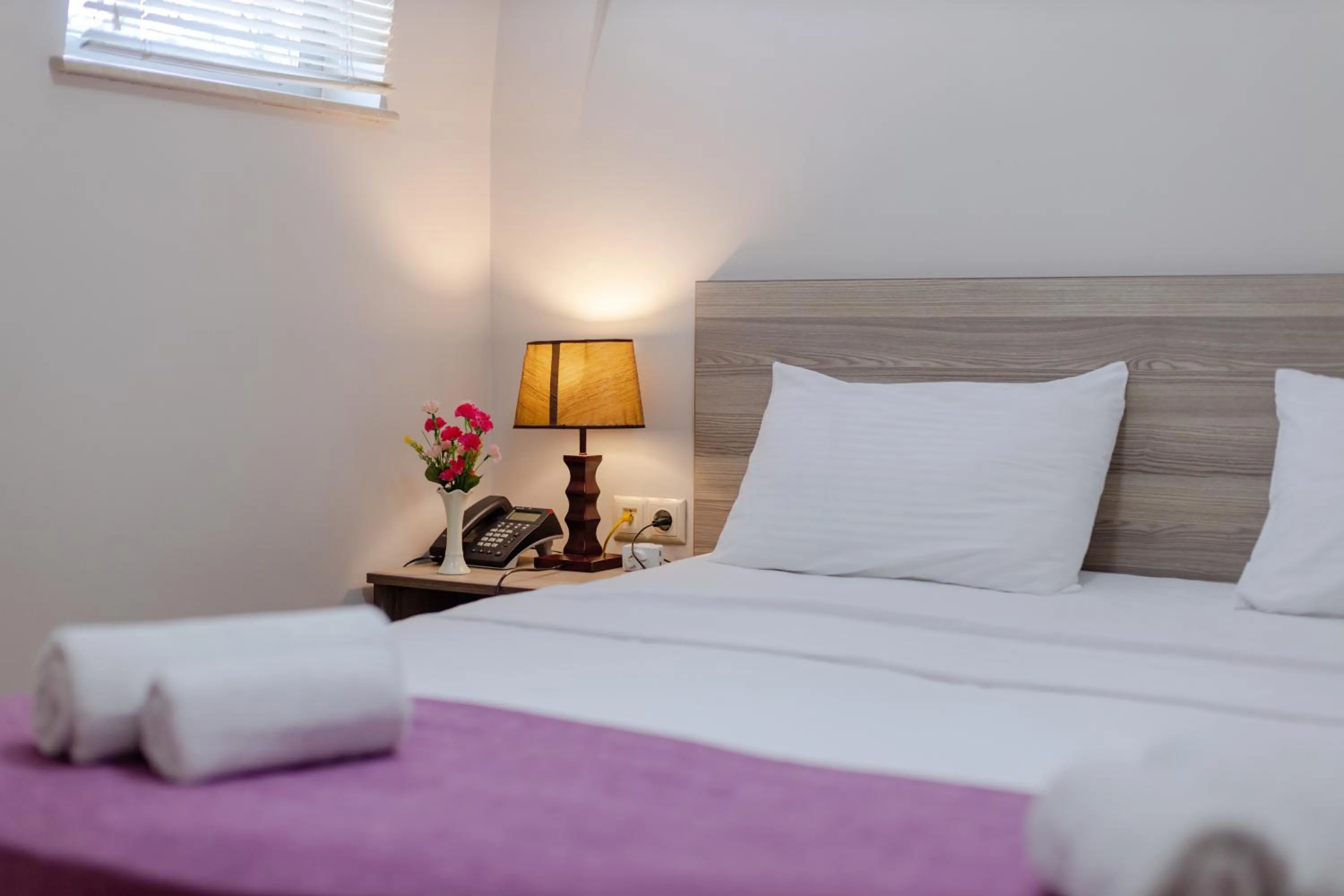 Photo of the whole room, Bed in Daisi Sunset Hotel