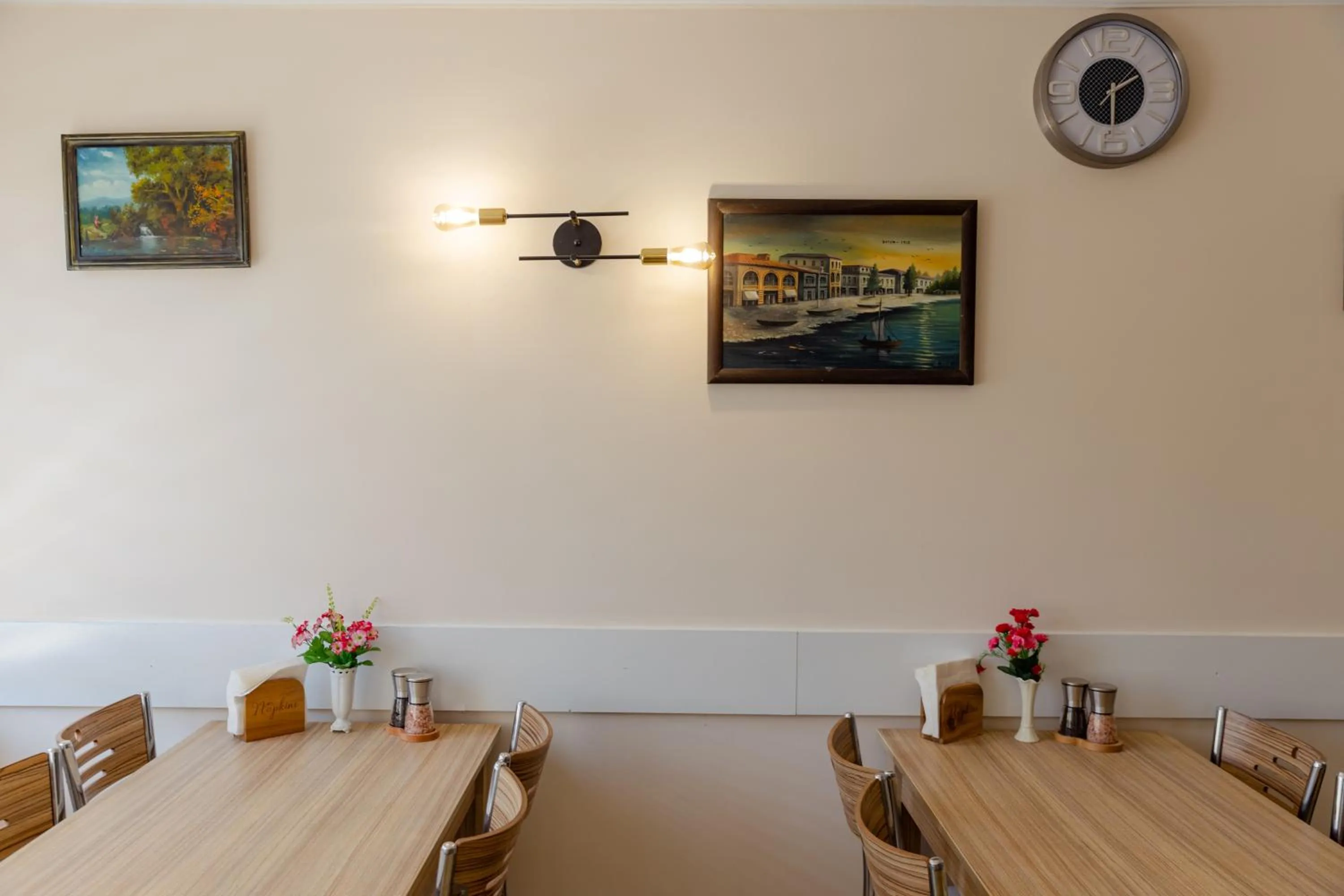 Breakfast in Daisi Sunset Hotel