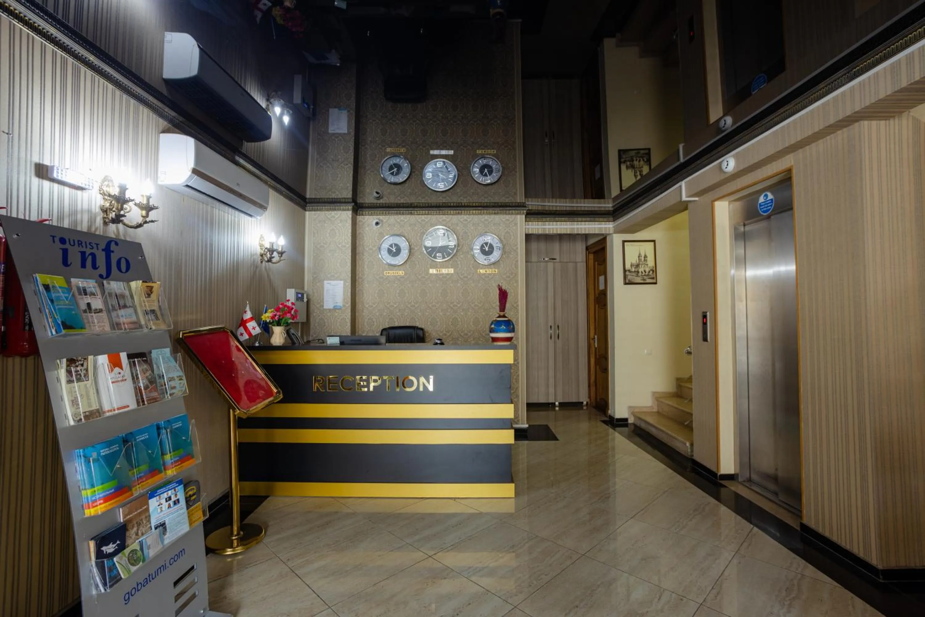 Lobby or reception in Daisi Sunset Hotel