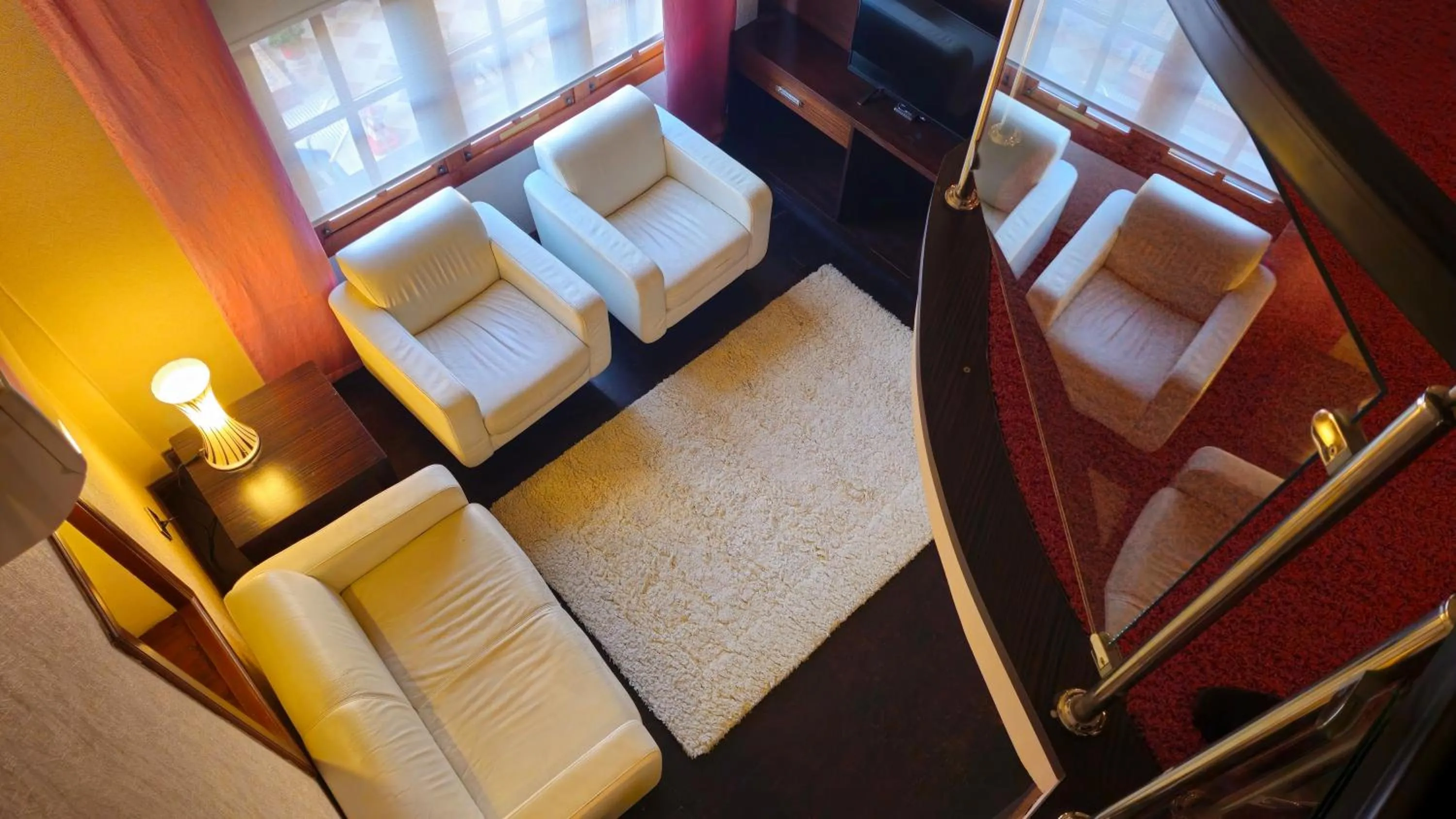 Communal lounge/ TV room in Eski Masal Hotel - Special Class