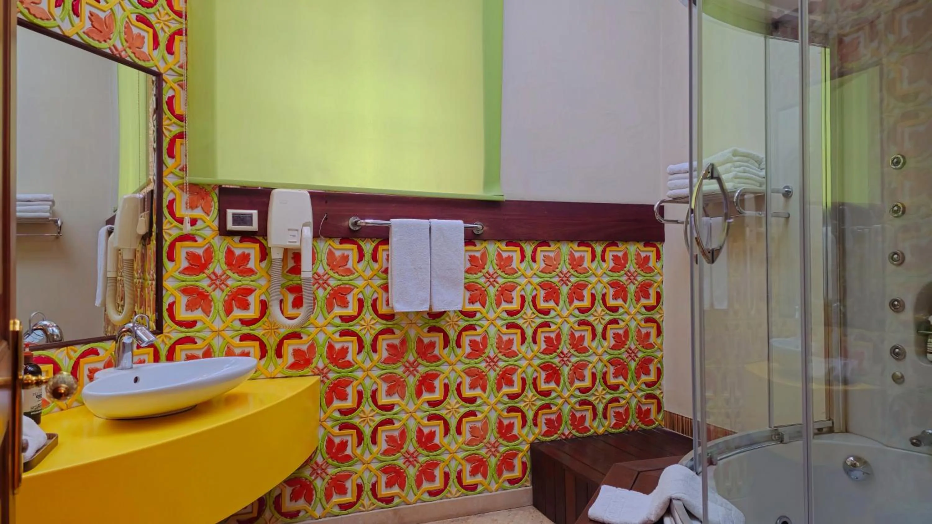 Shower in Eski Masal Hotel - Special Class