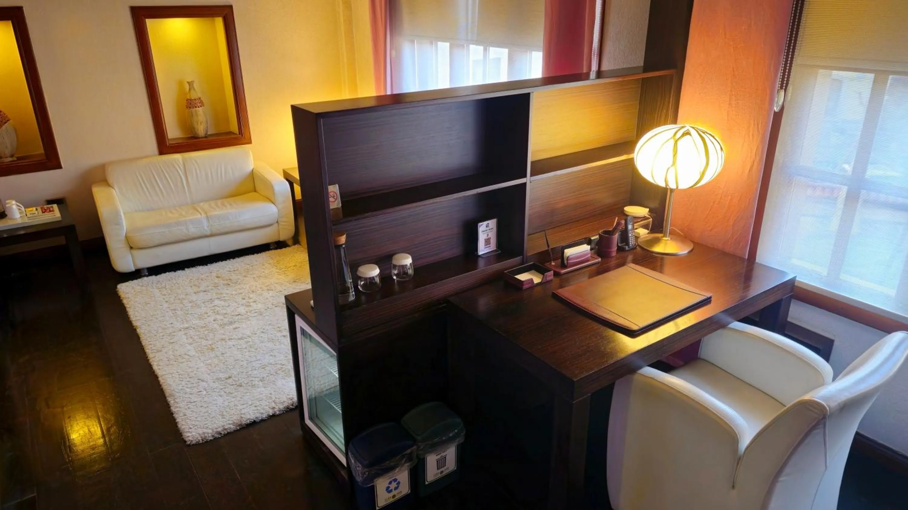 Communal lounge/ TV room, Bed in Eski Masal Hotel - Special Class