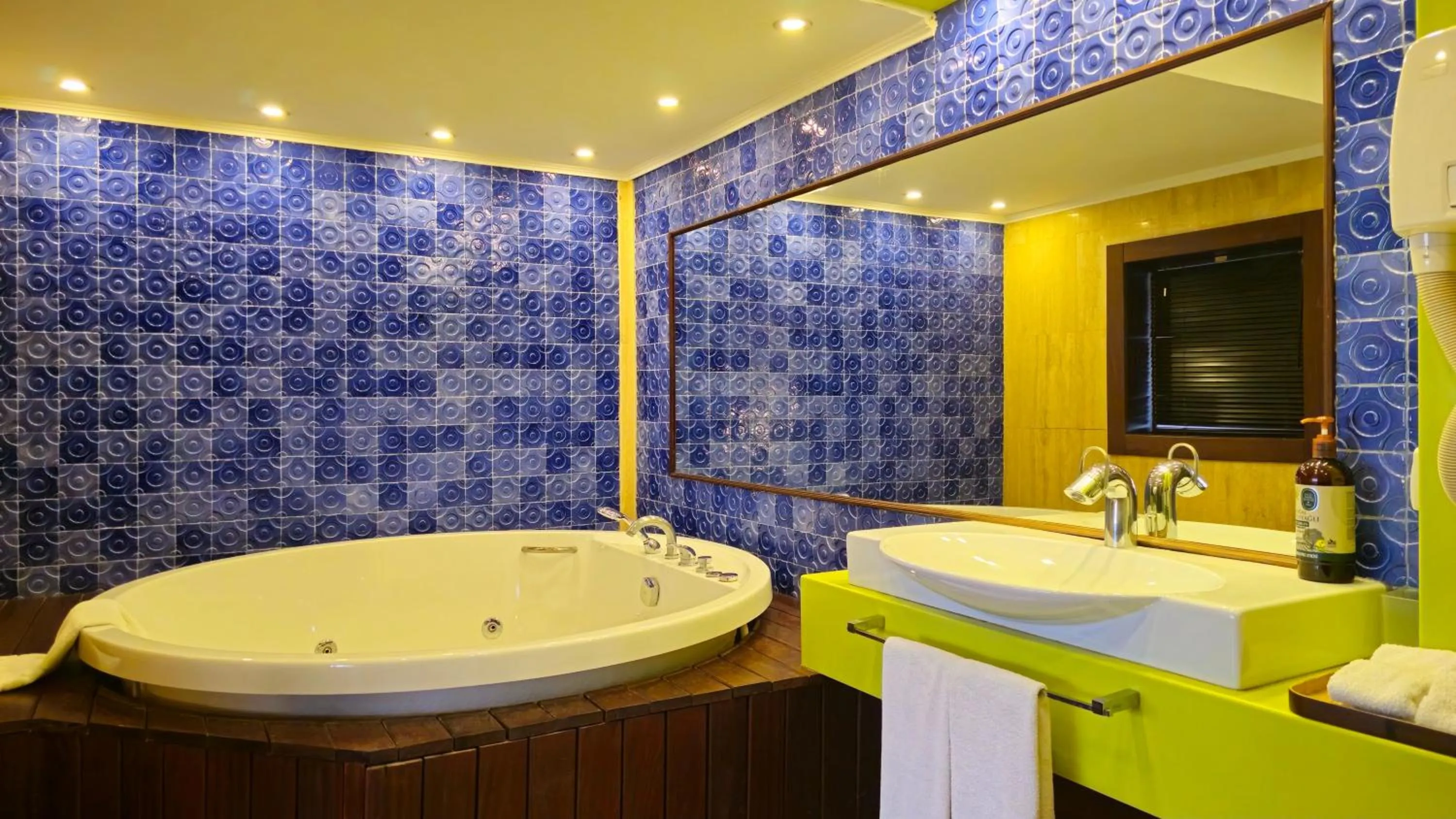 Hot Tub in Eski Masal Hotel - Special Class