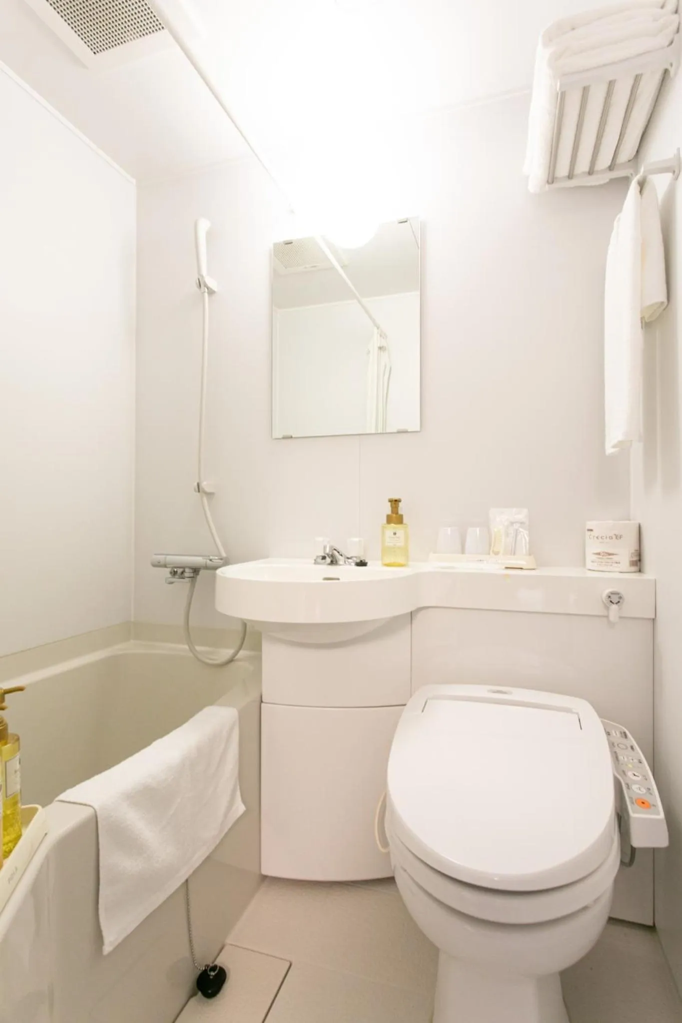 Shower in Bakery Hotel Chateau D'or