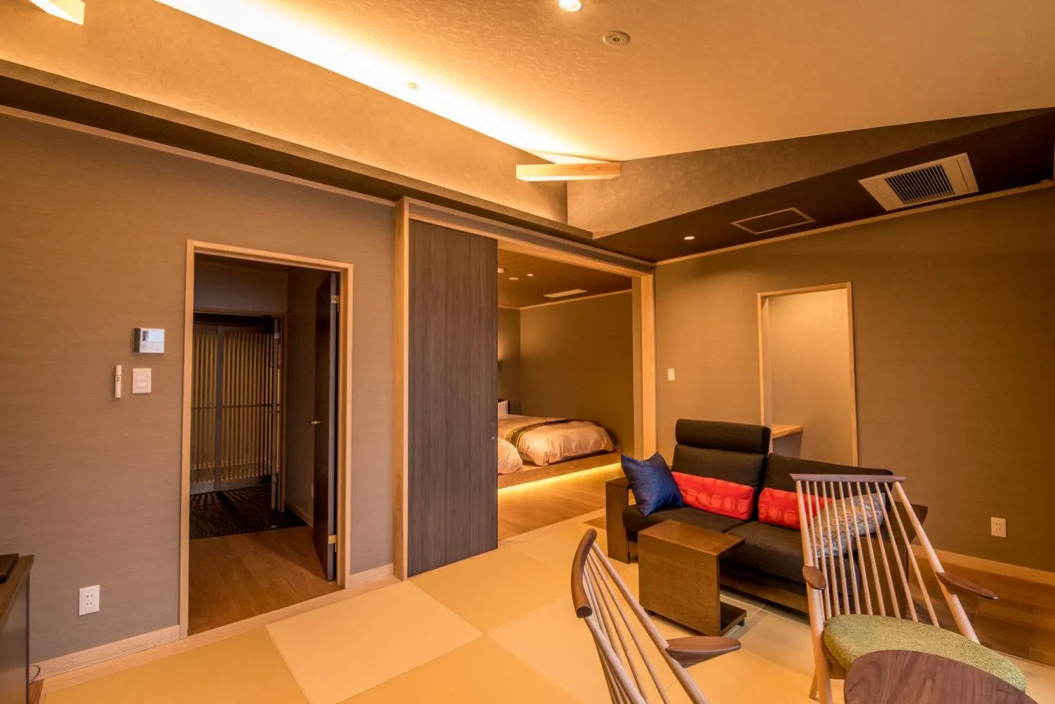Photo of the whole room, Bed in Tensui Saryo