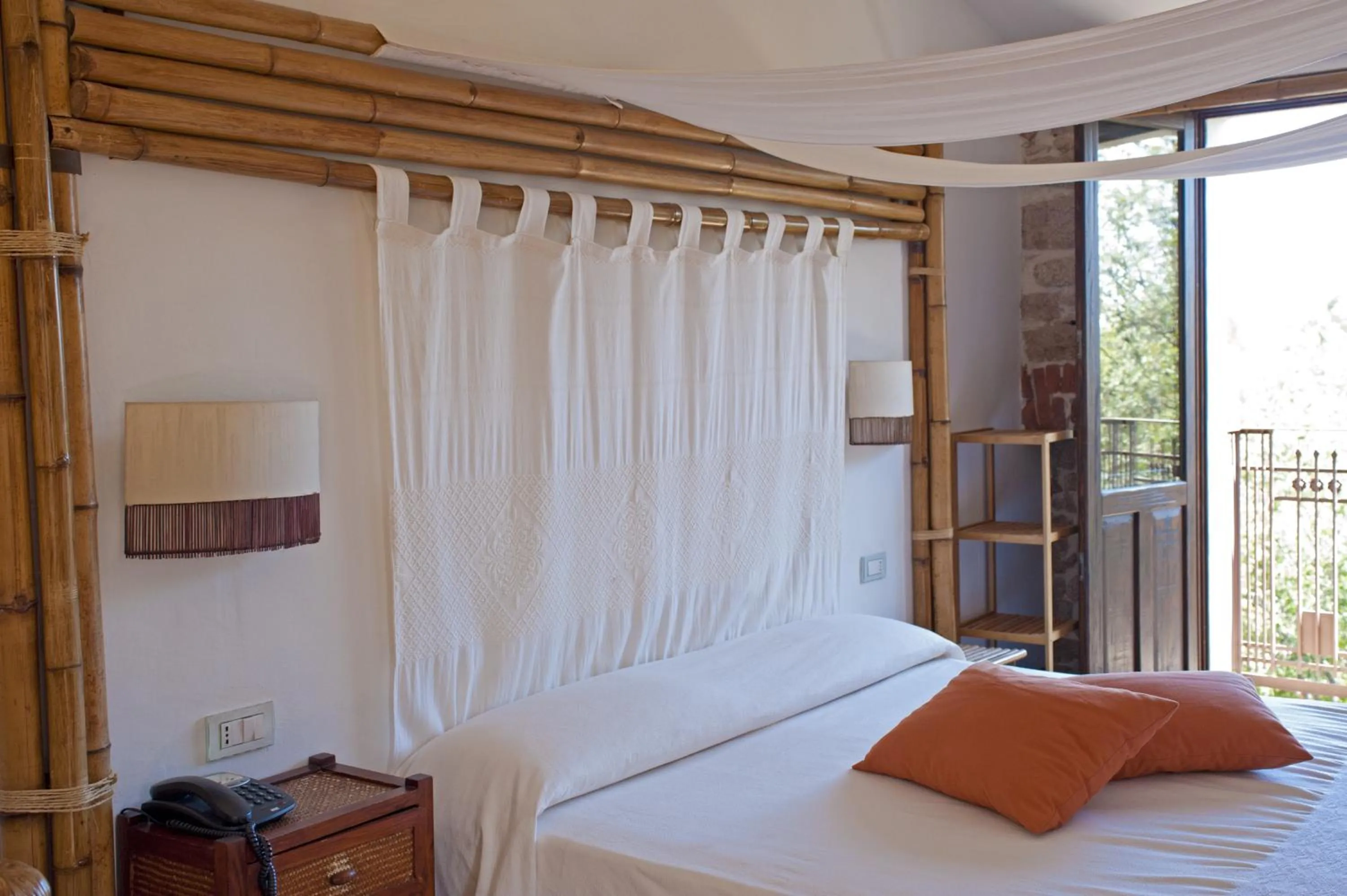 Bedroom, Bed in Nascar Hotel