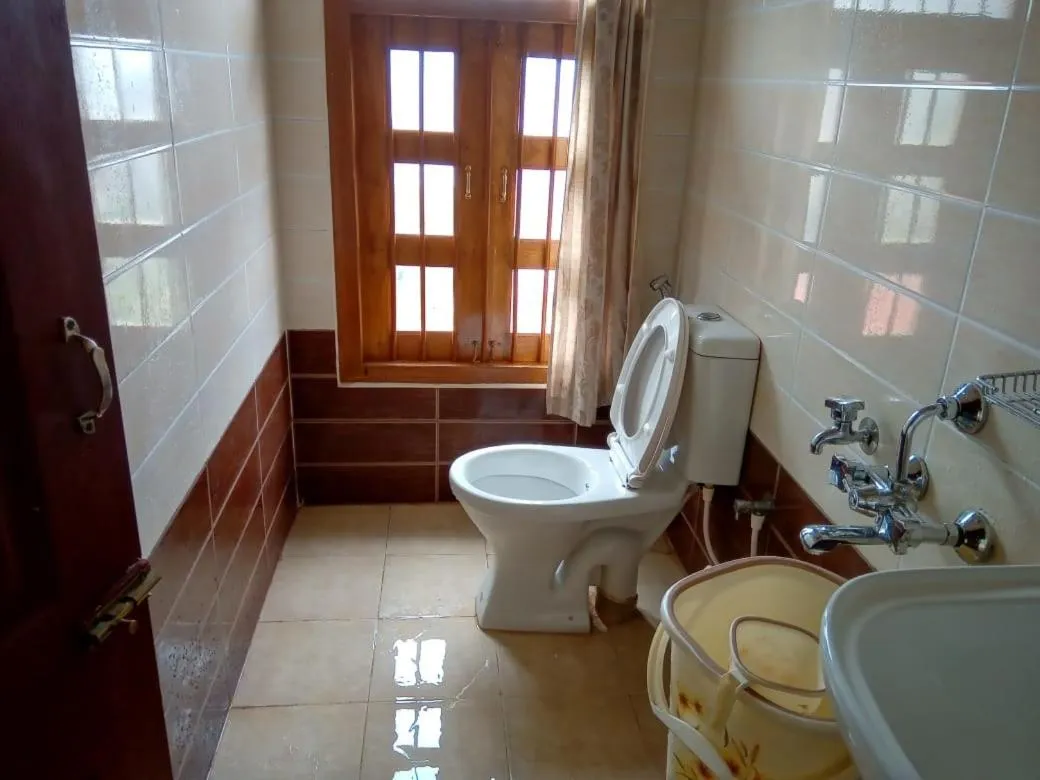 Satya Anand Cottage Pure Veg and Non Alcoholic Hotel