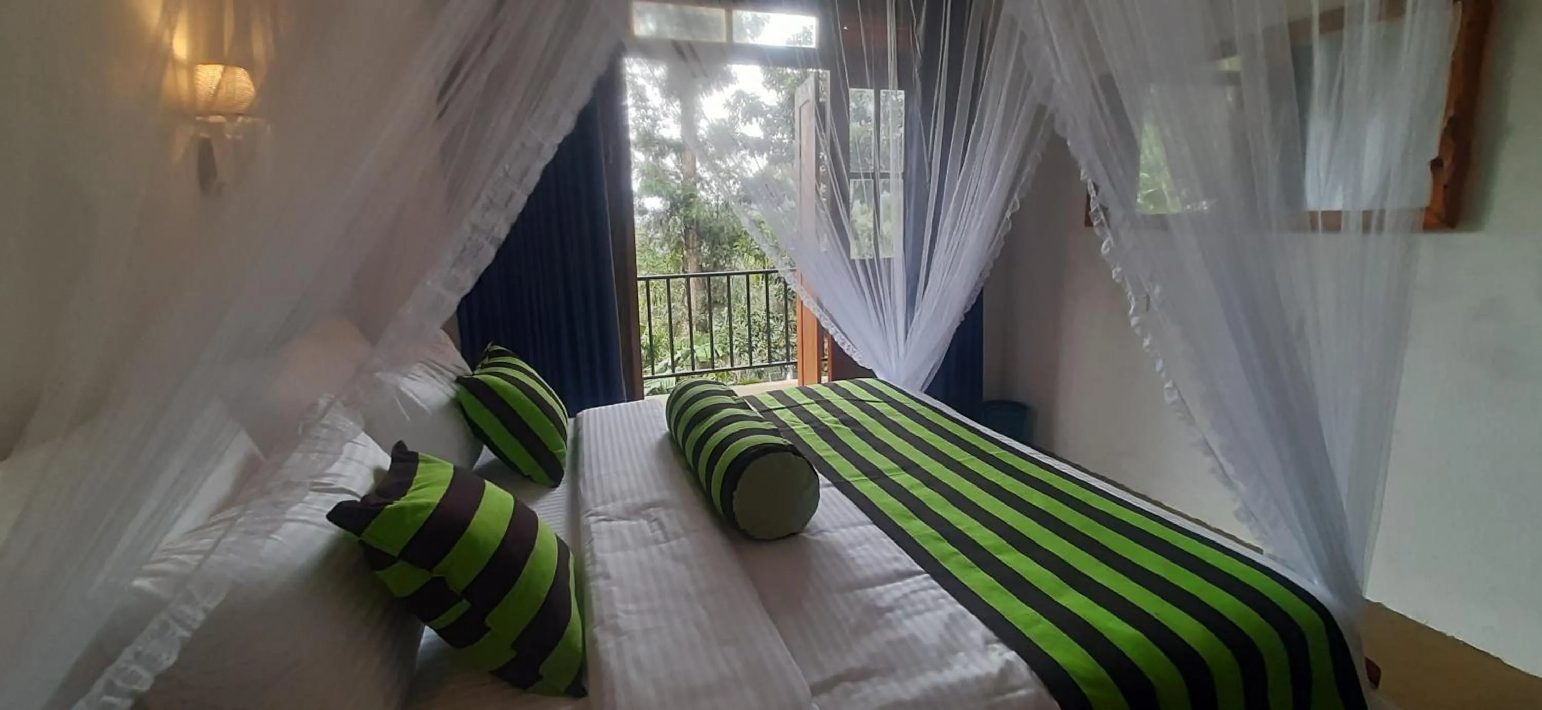 Bed in Ella New Green View