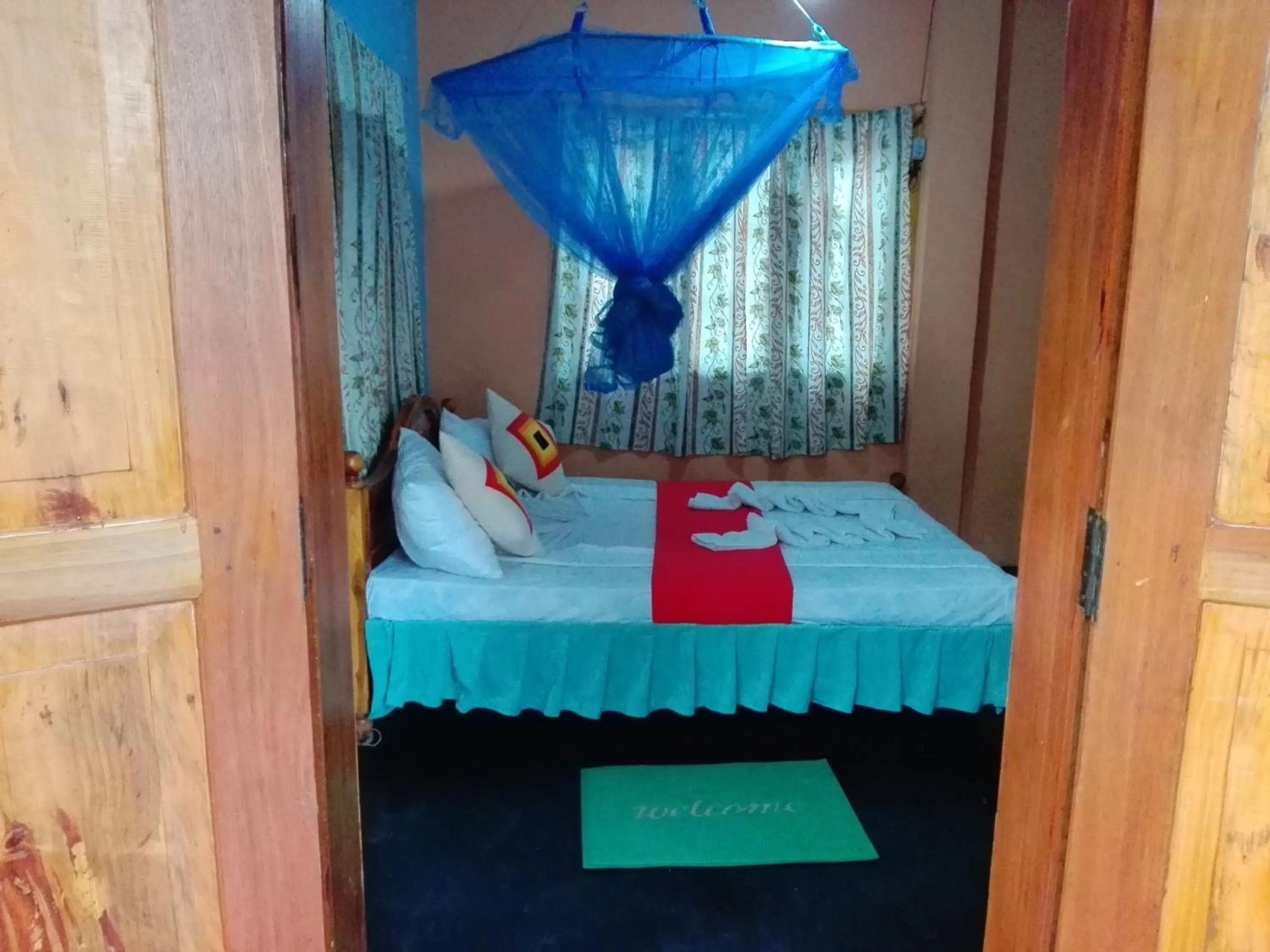 cot, Bed in Ella New Green View