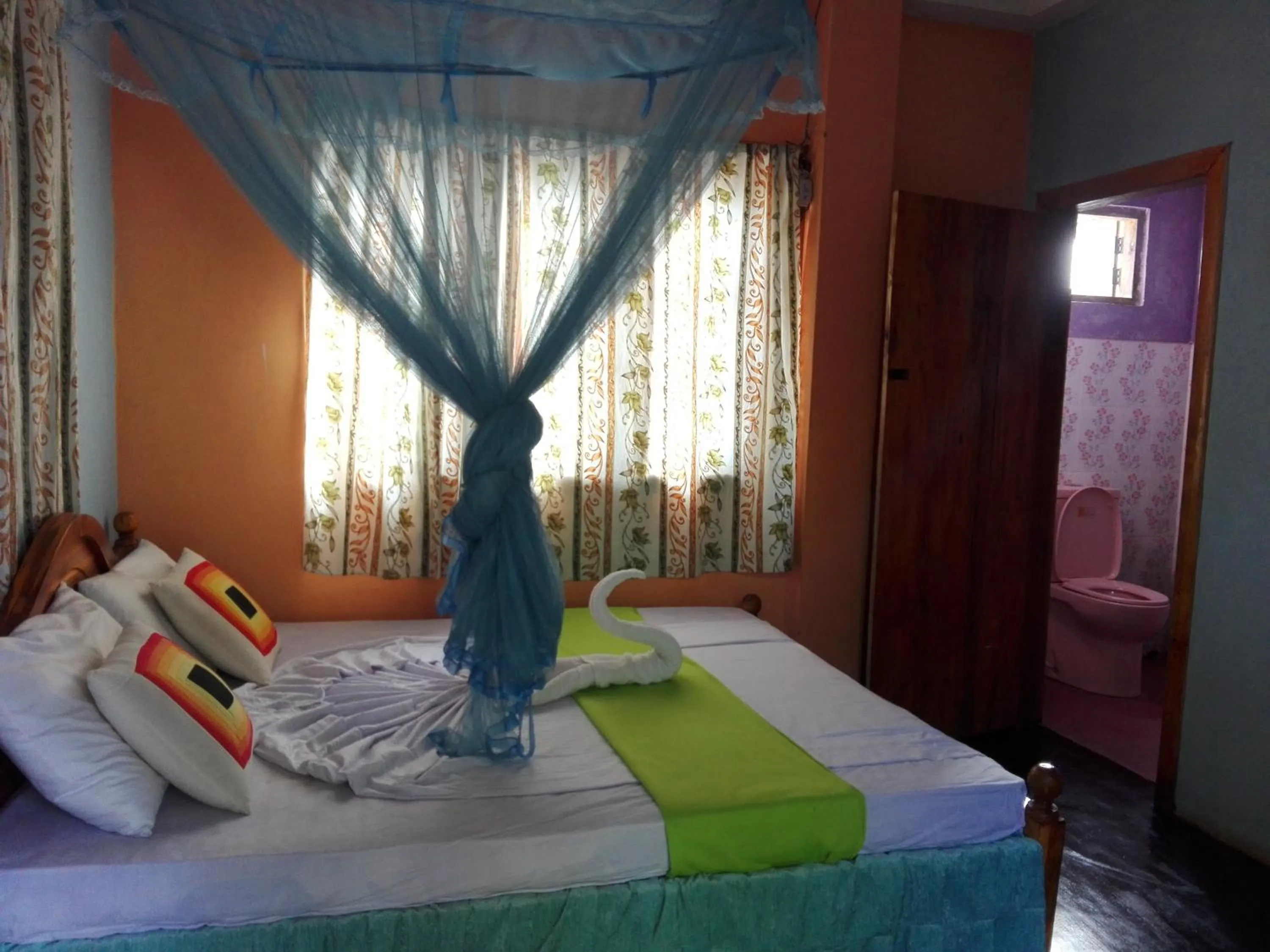 Bed in Ella New Green View