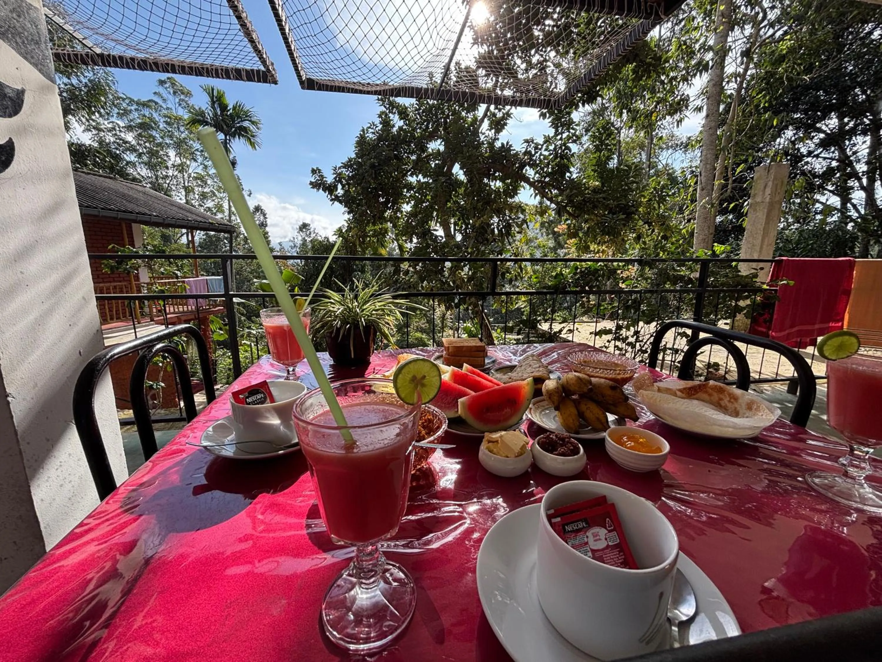 Drinks in Ella New Green View