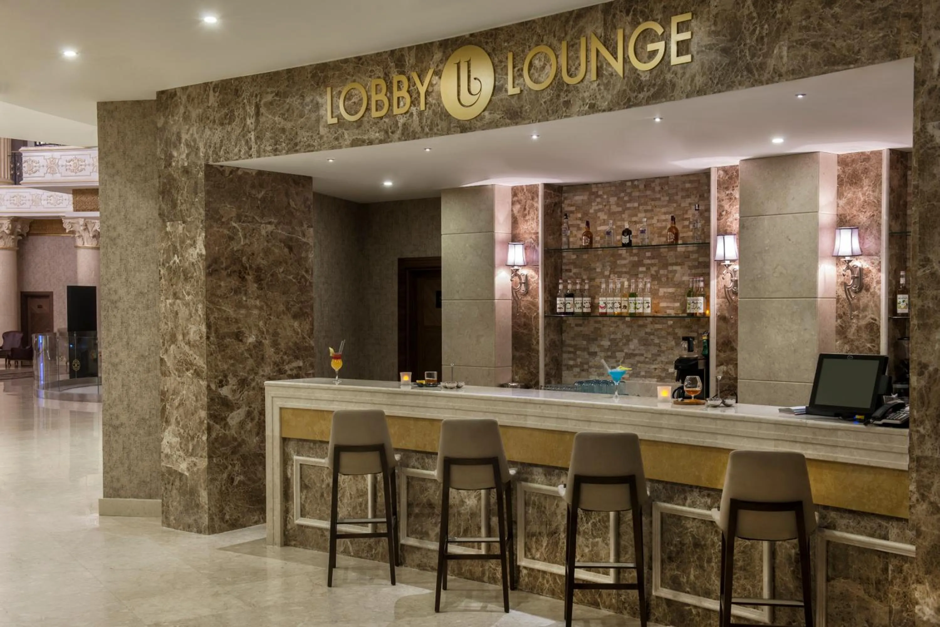 Lounge or bar in Akrones Thermal SPA Convention Sport Hotel