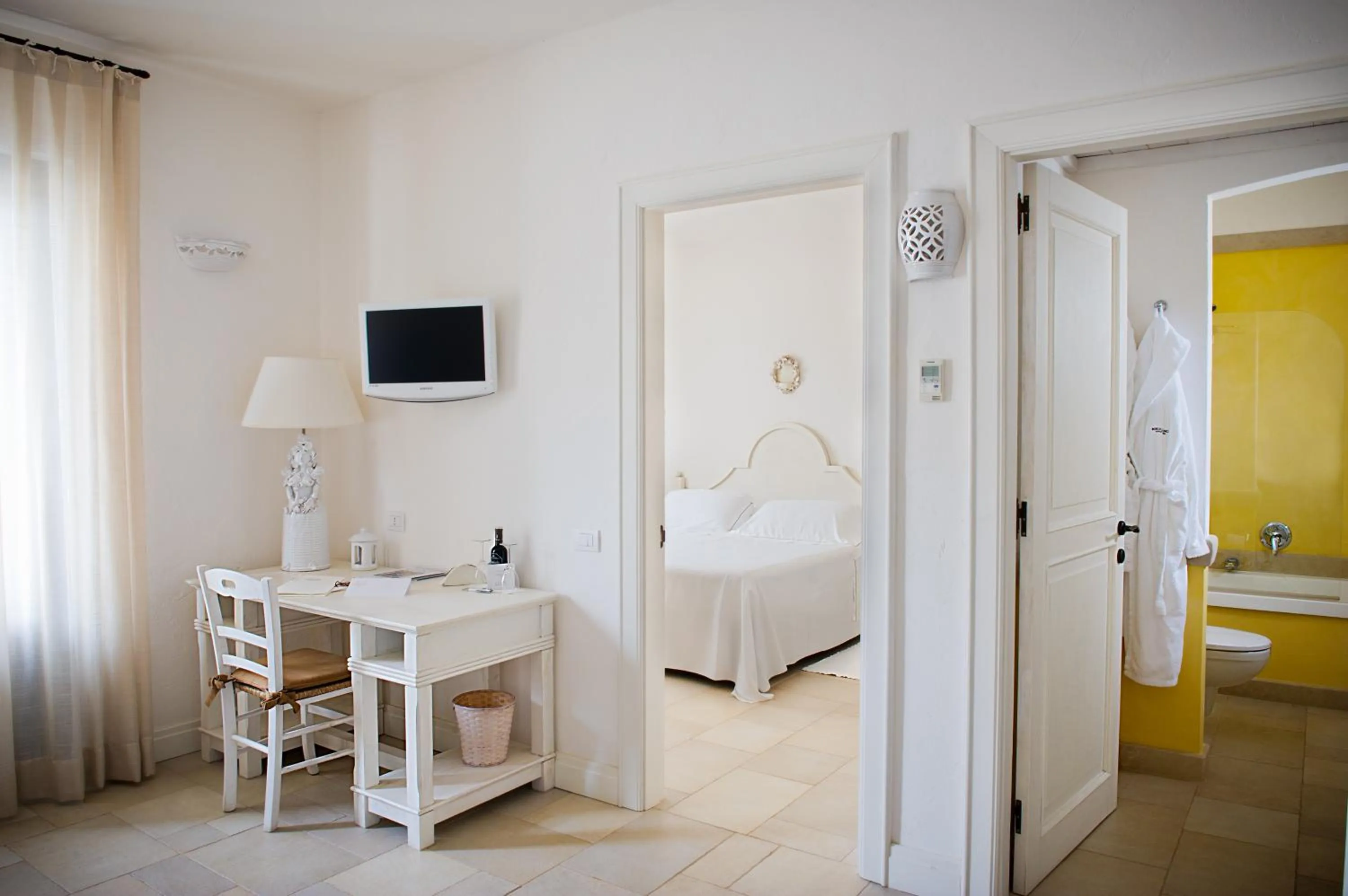 Photo of the whole room, Bed in Borgobianco Resort & Spa Polignano - MGallery Collection