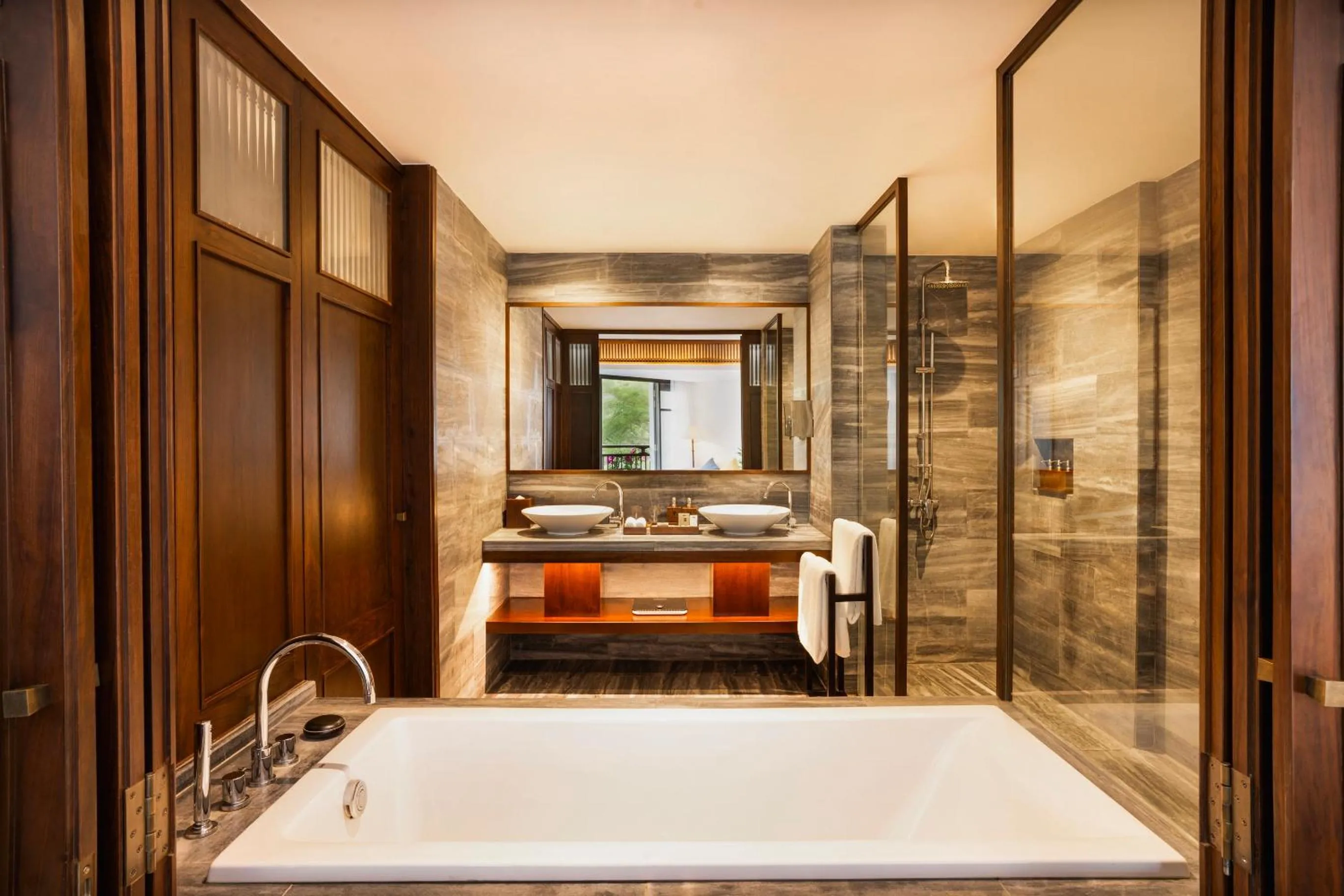 Bath in The Anam Cam Ranh