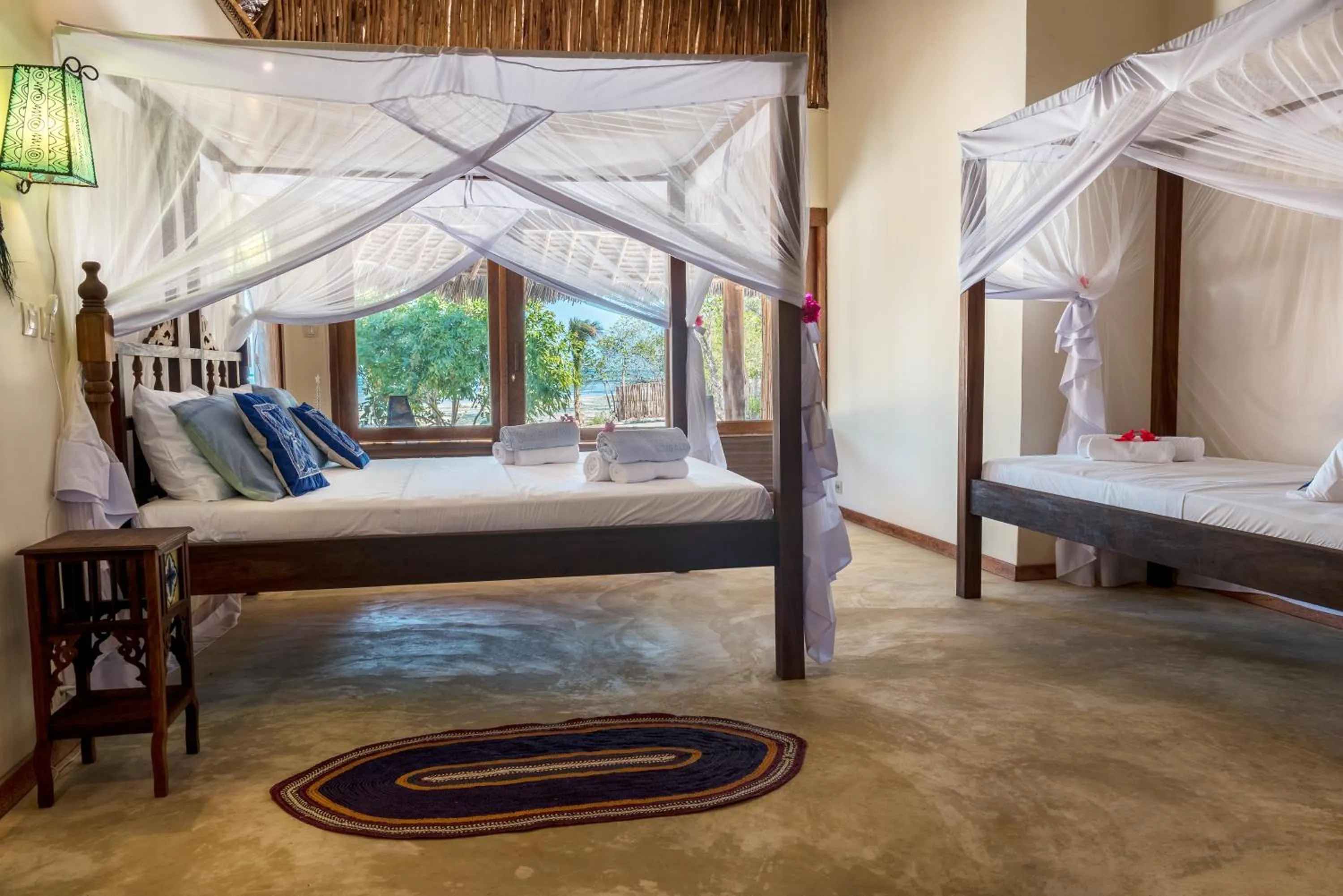 Photo of the whole room, Bed in Marafiki Bungalows