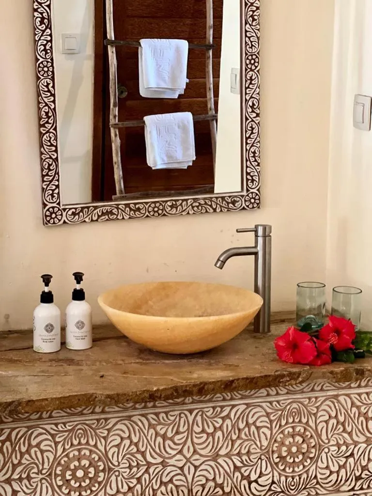 Bathroom in Marafiki Bungalows