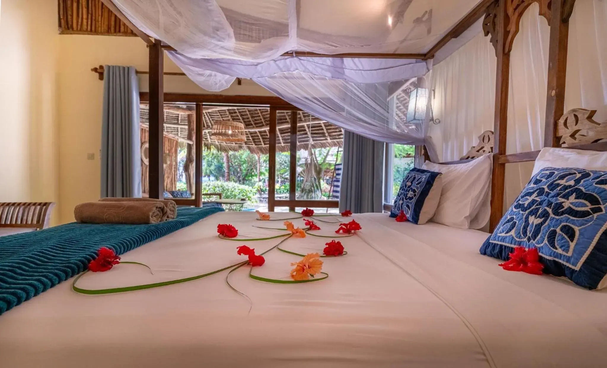 Deluxe Double Room with Sea View - single occupancy in Marafiki Bungalows Deluxe Double Room with Sea View - single occupancy in Marafiki Bungalows