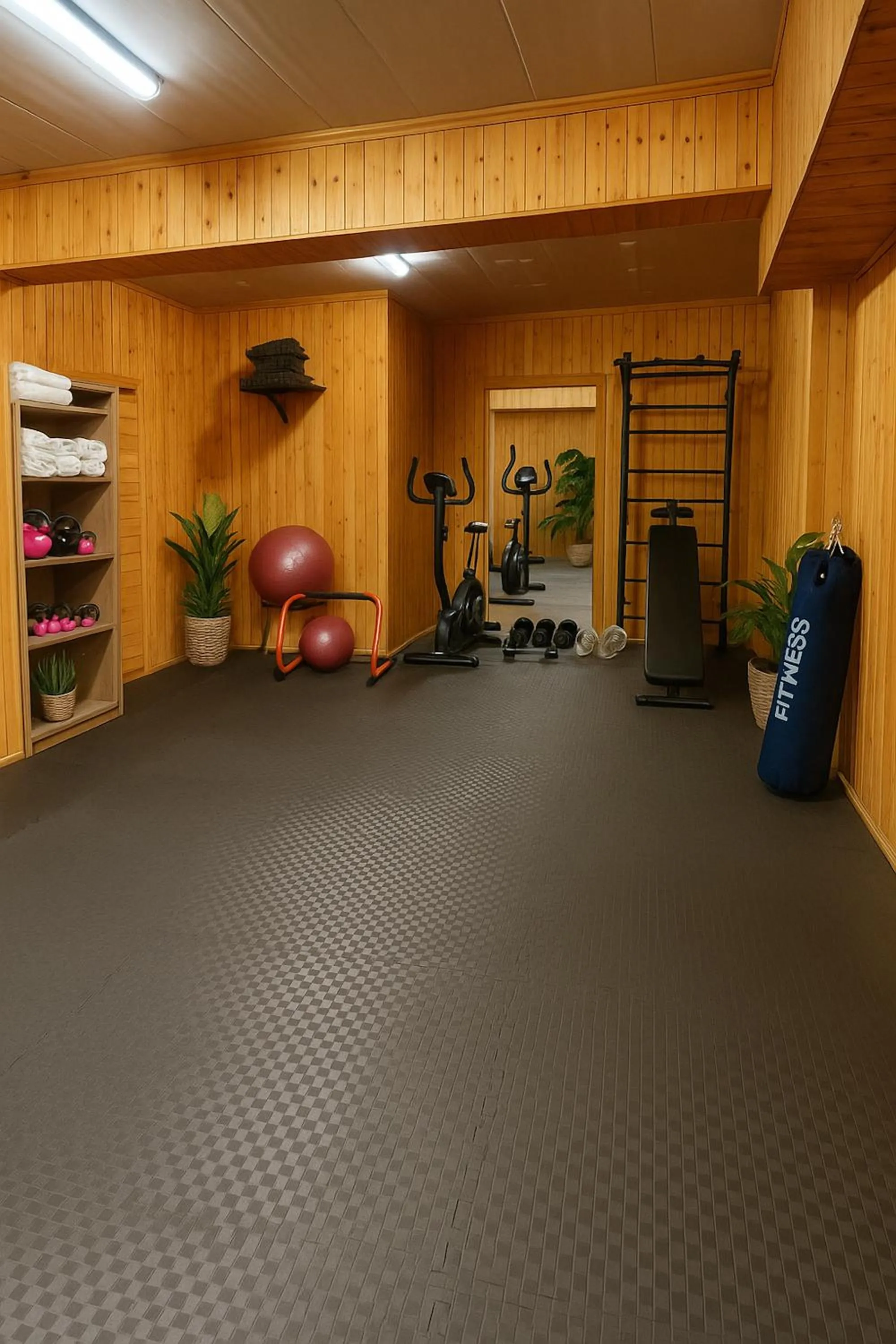 Fitness centre/facilities in Samel Hotel