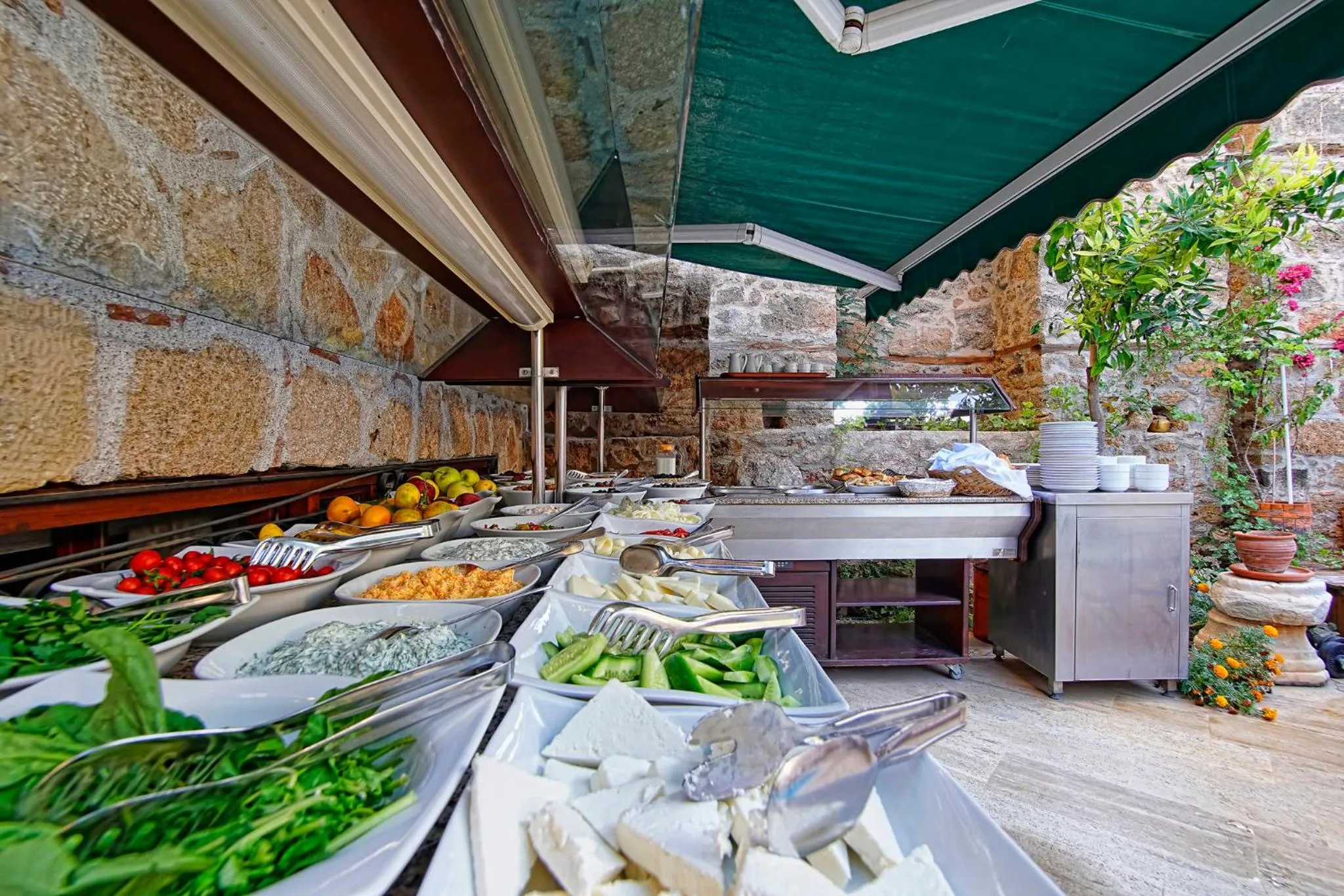 Buffet breakfast in La Paloma Hotel