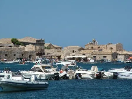 Evening entertainment in Casa Adriana B&B