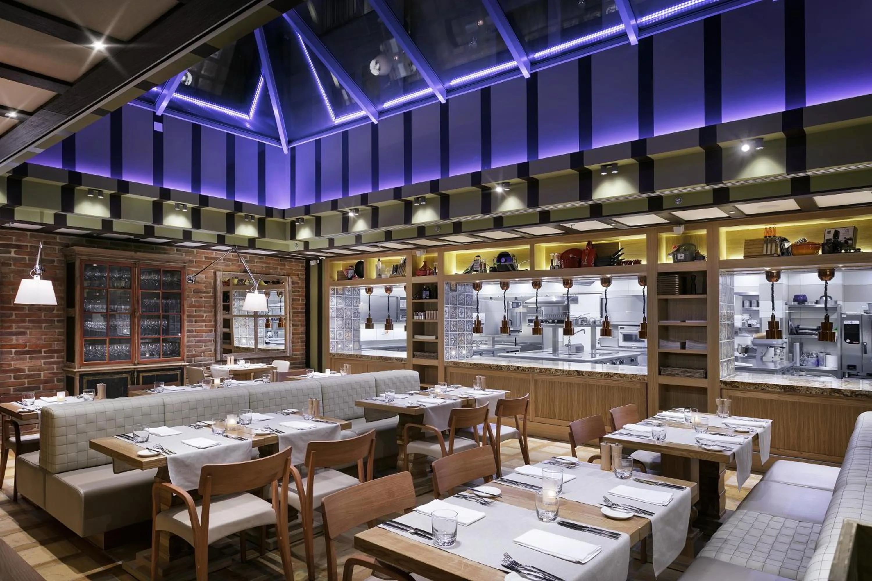 Restaurant/places to eat in COSMOPOLITAN Hotel Prague