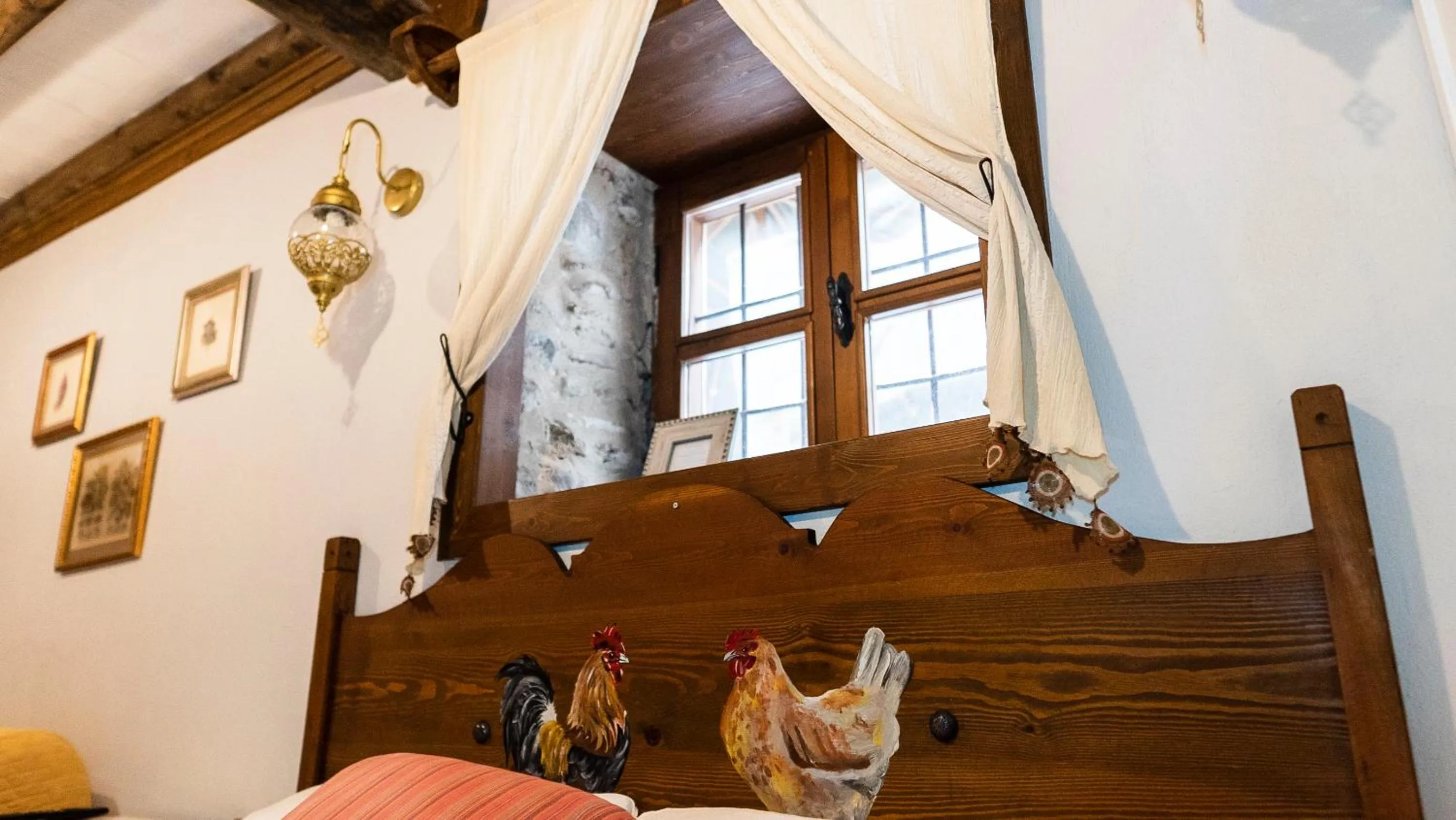 Bed in Yeni Gelin Evi