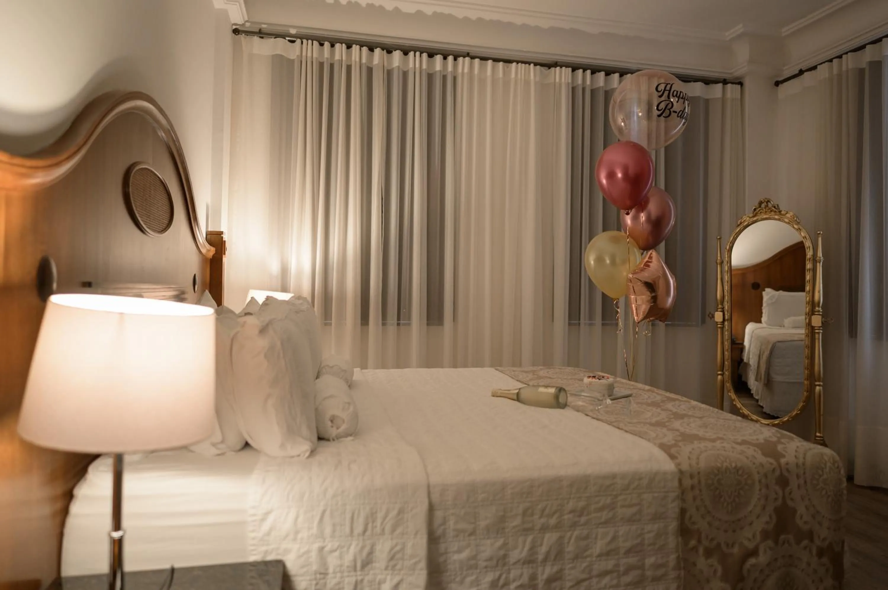 Decorative detail, Bed in Johnscher by SJ - San Juan Curitiba