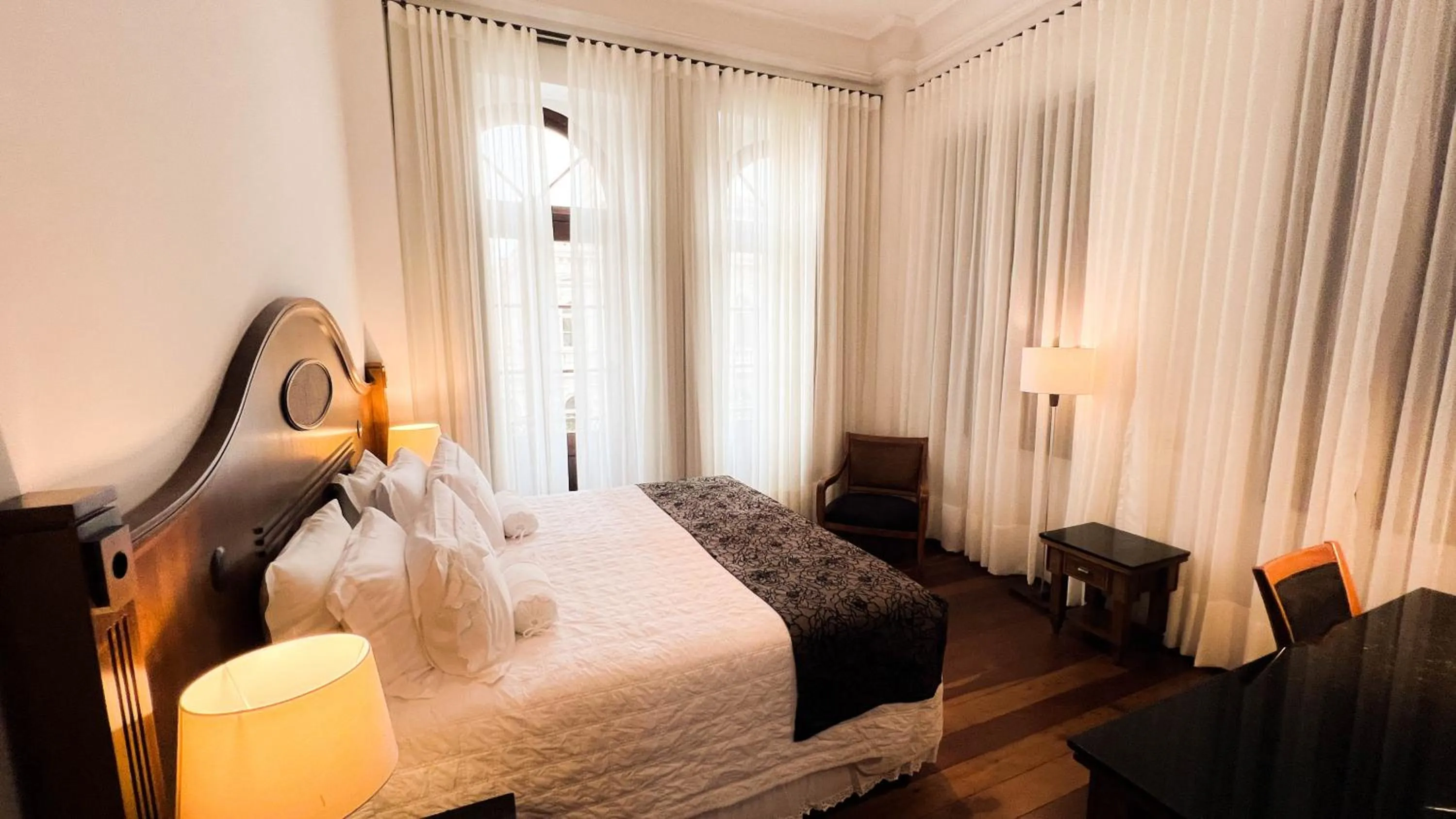 Bed in Johnscher by SJ - San Juan Curitiba