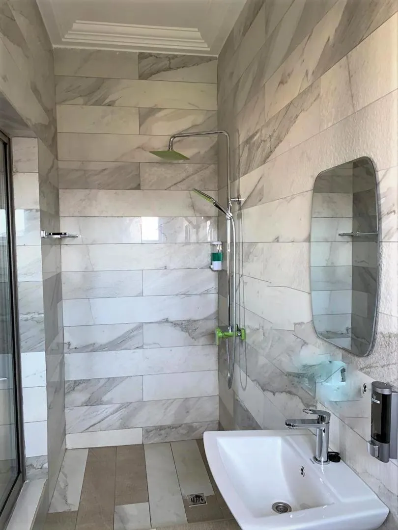 Toilet in Cocktail and Dreams Hotel