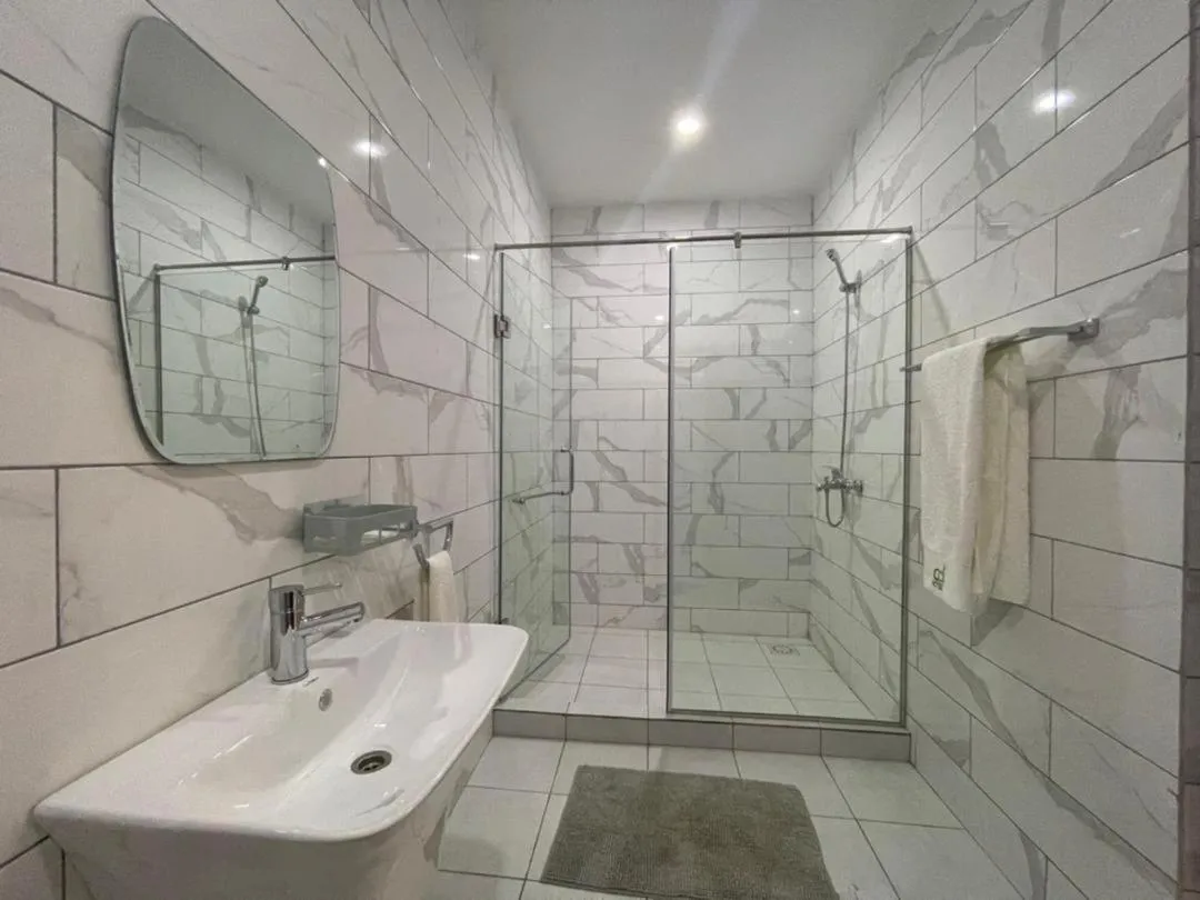 Bathroom in Cocktail and Dreams Hotel