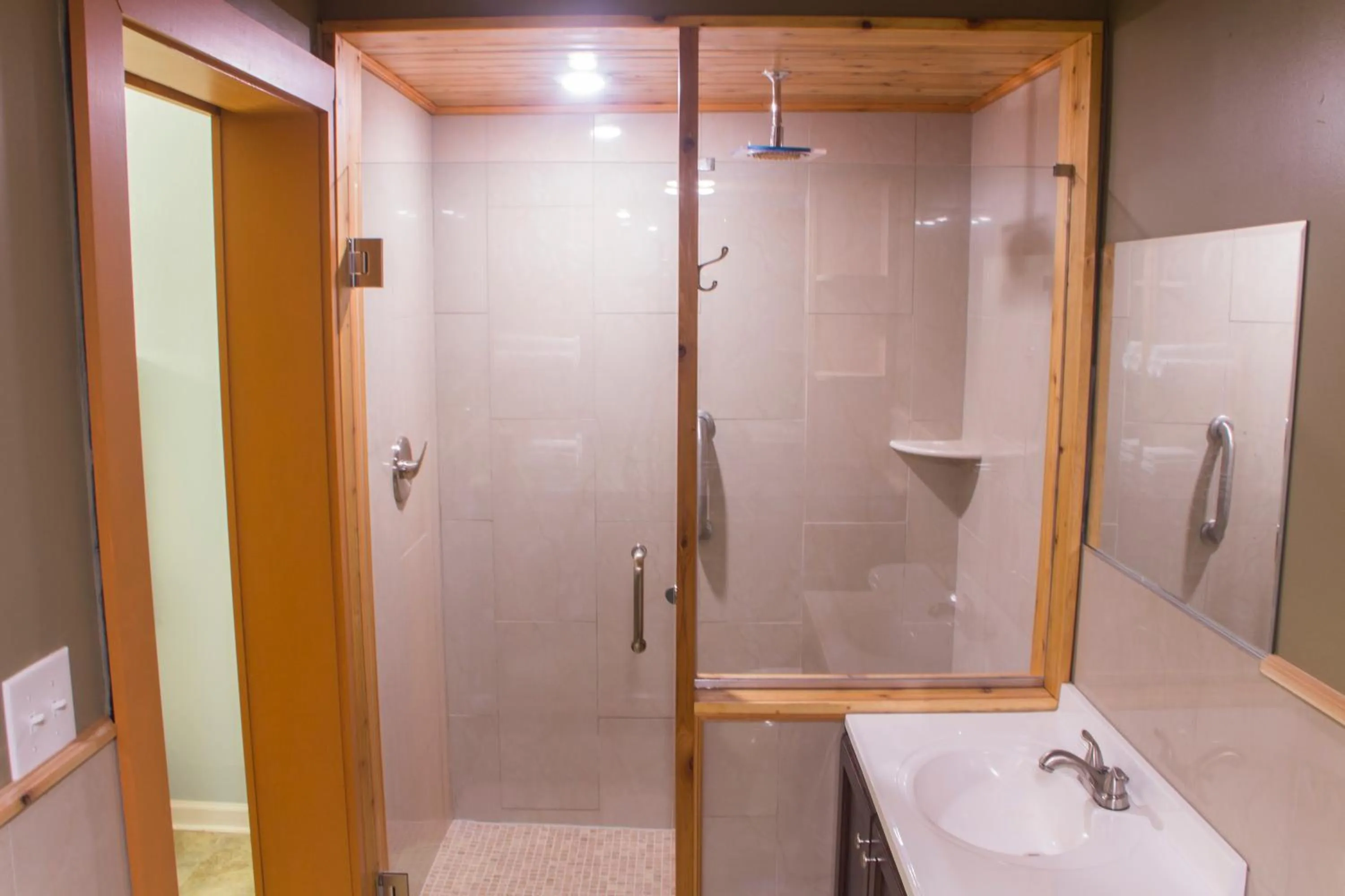 Shower in Chateau Suites
