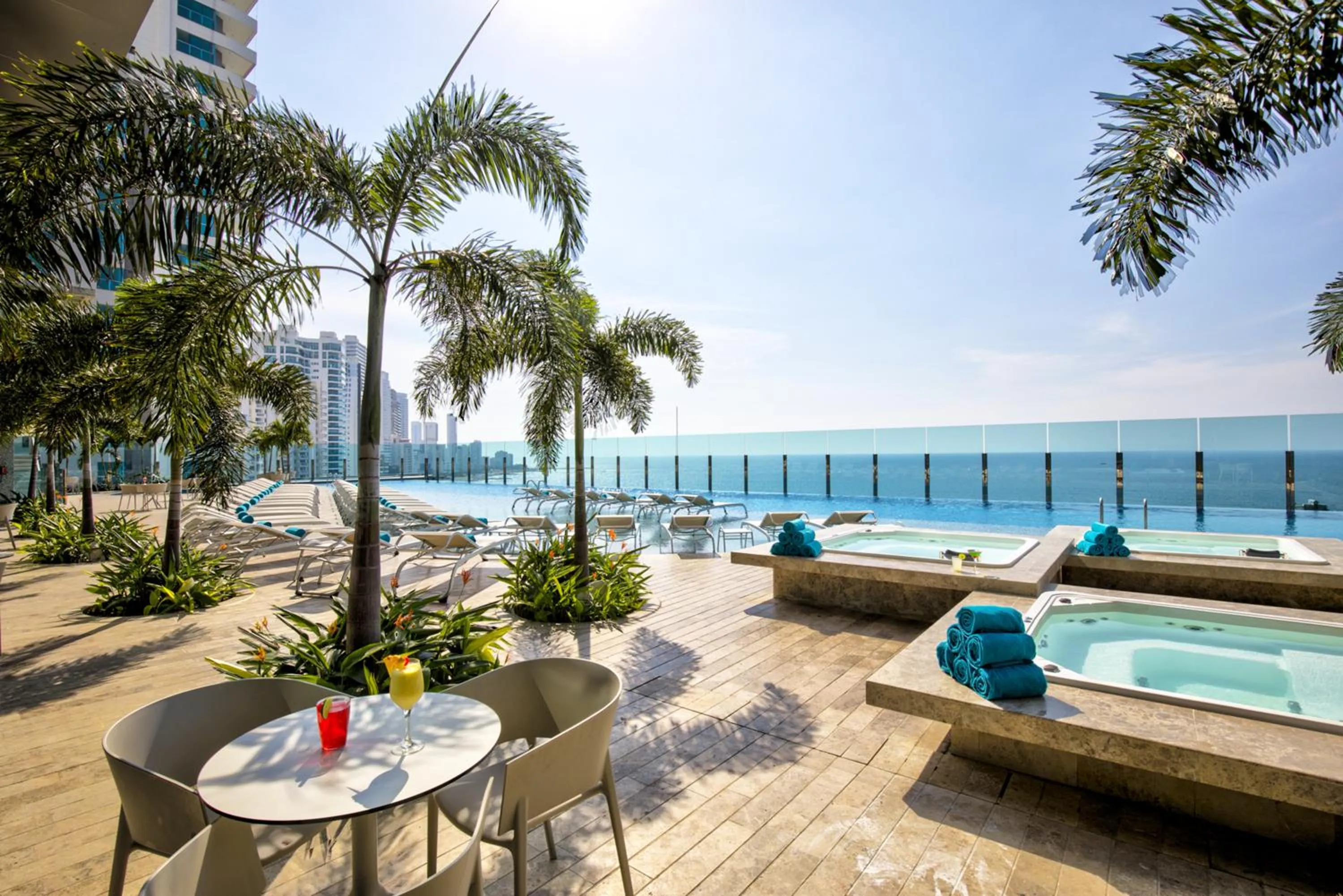 Swimming pool in Estelar Cartagena de Indias Hotel y Centro de Convenciones