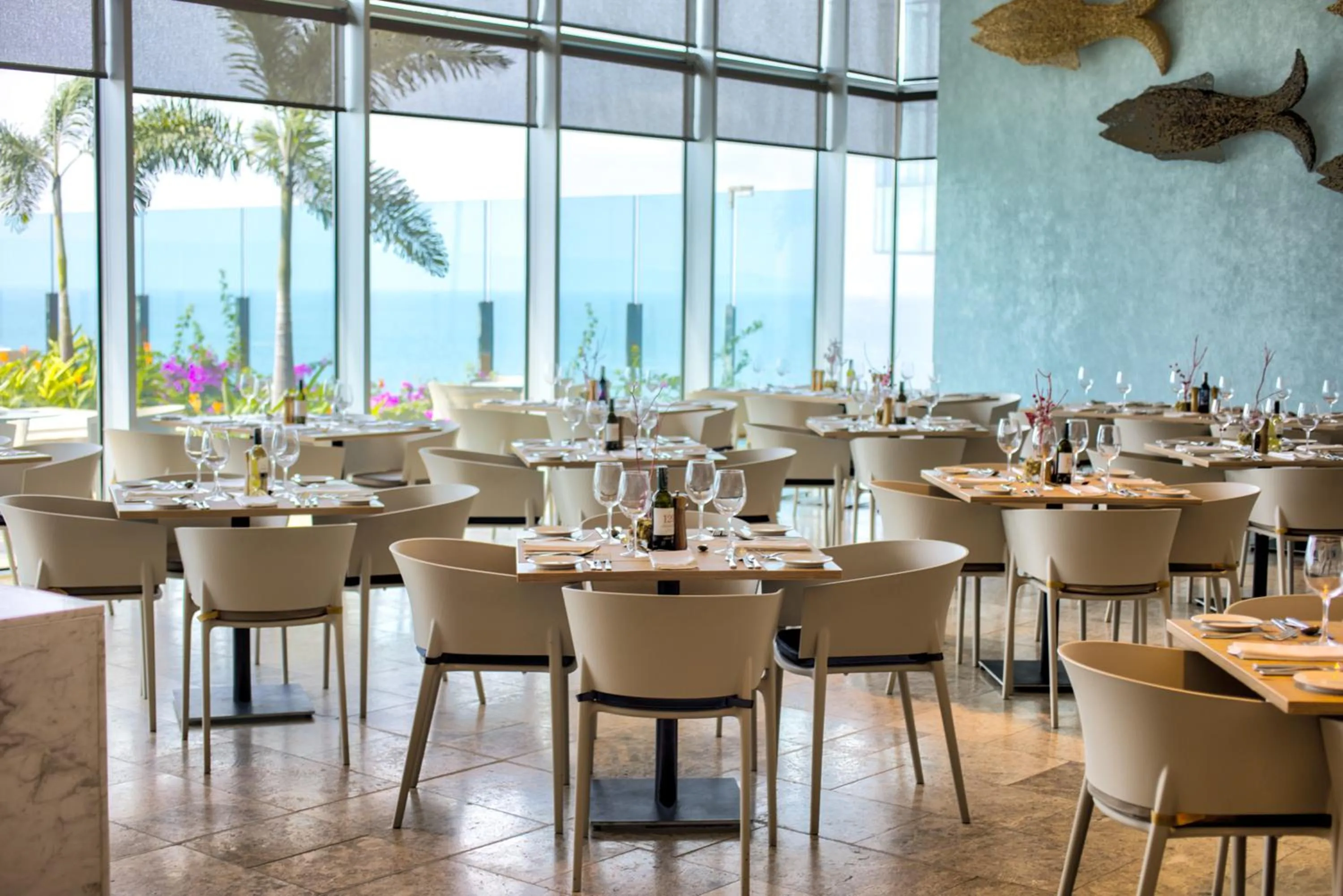 Restaurant/places to eat in Estelar Cartagena de Indias Hotel y Centro de Convenciones
