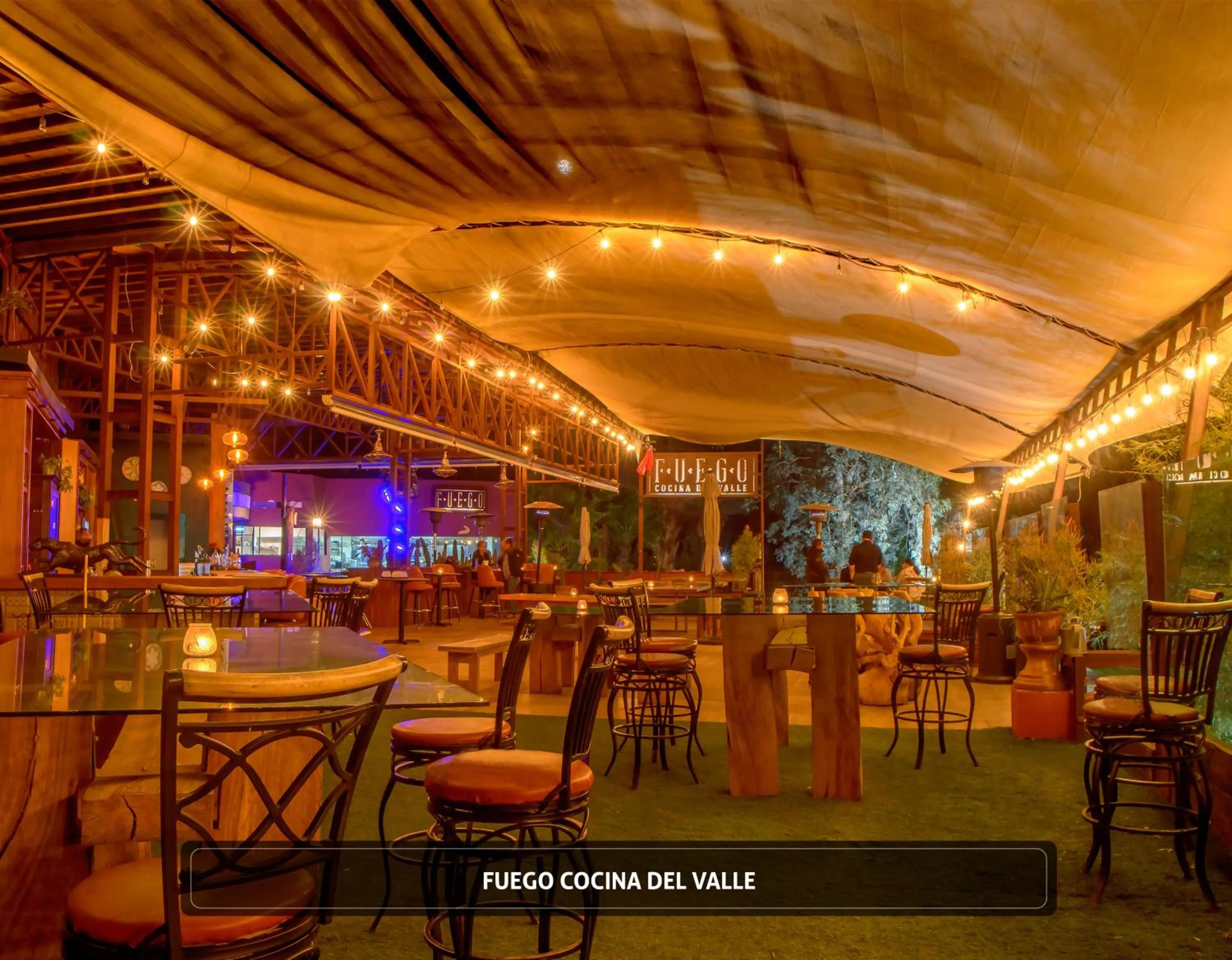 Restaurant/places to eat in Entre Viñedos by Hotel Boutique Valle de Guadalupe