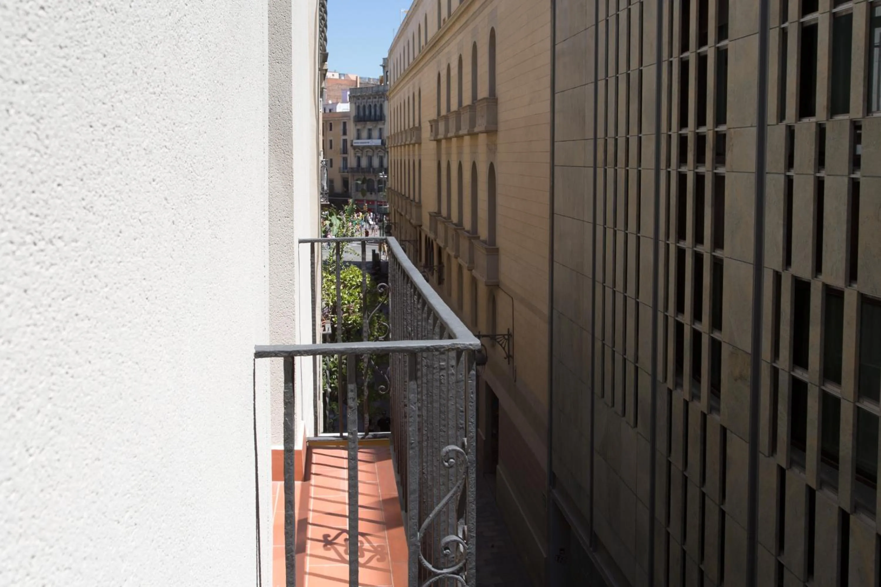 Decorative detail in Hostal Operaramblas