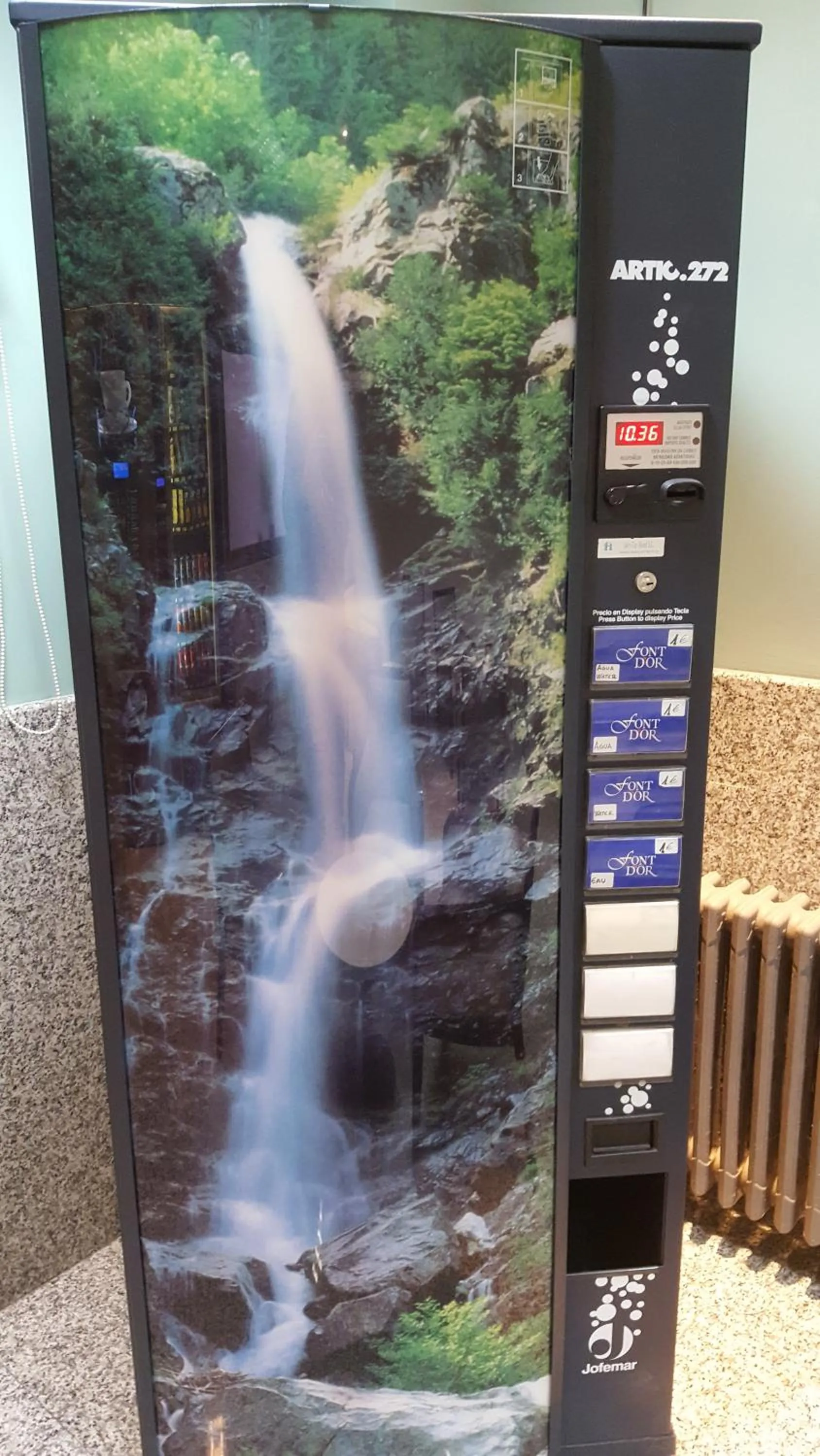 Drinks in Hostal Operaramblas