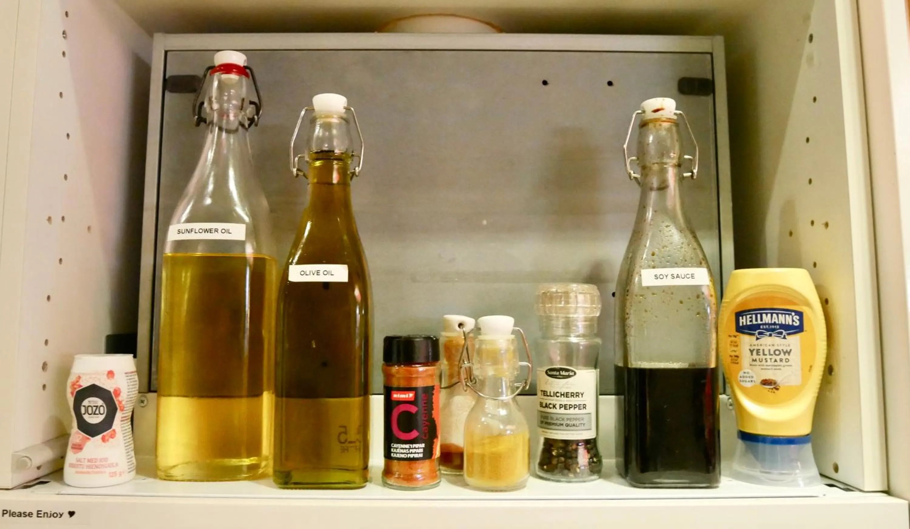 Food in The Yard Hostel