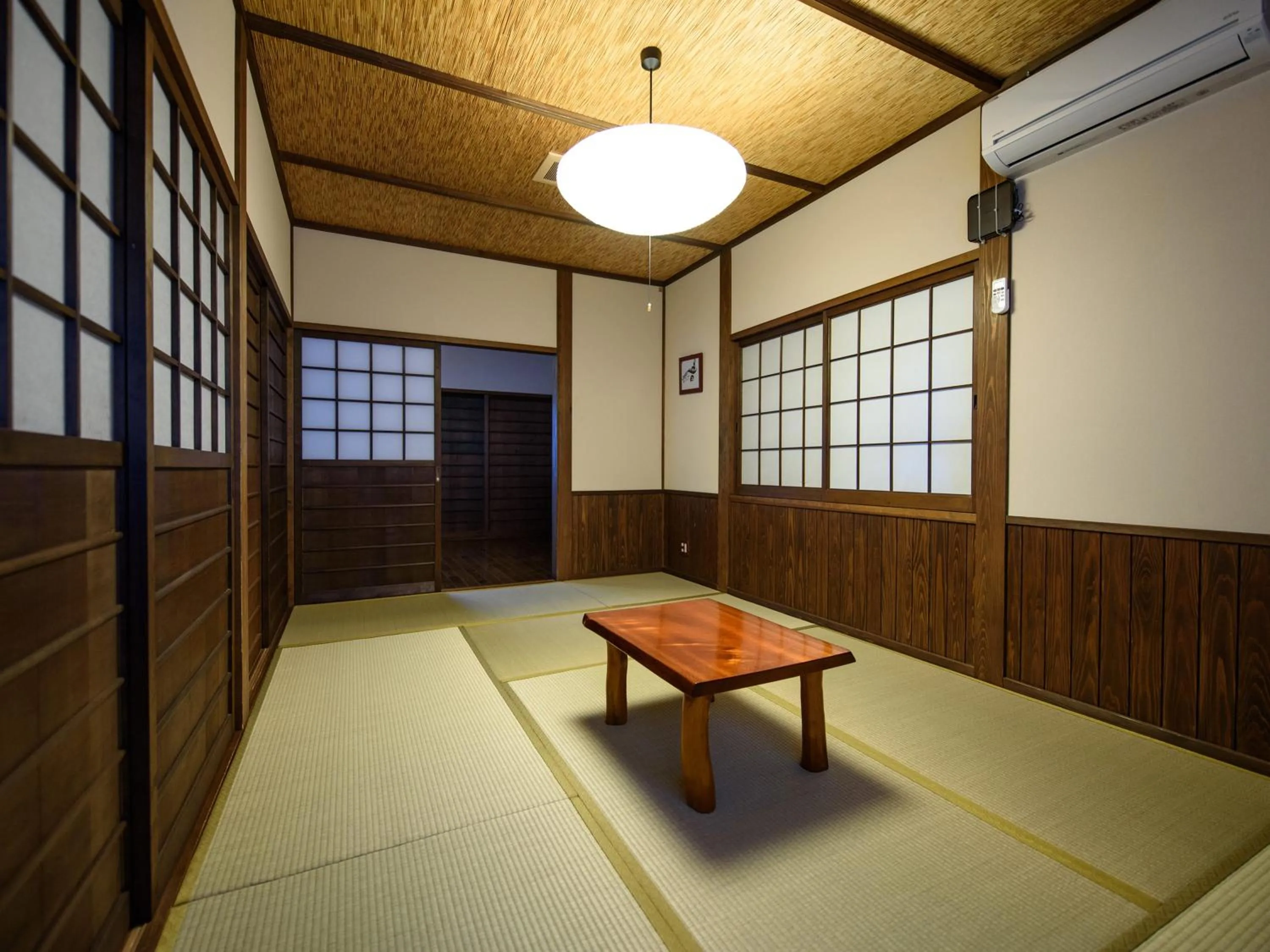 Photo of the whole room in Yunohira Kamiyanagiya