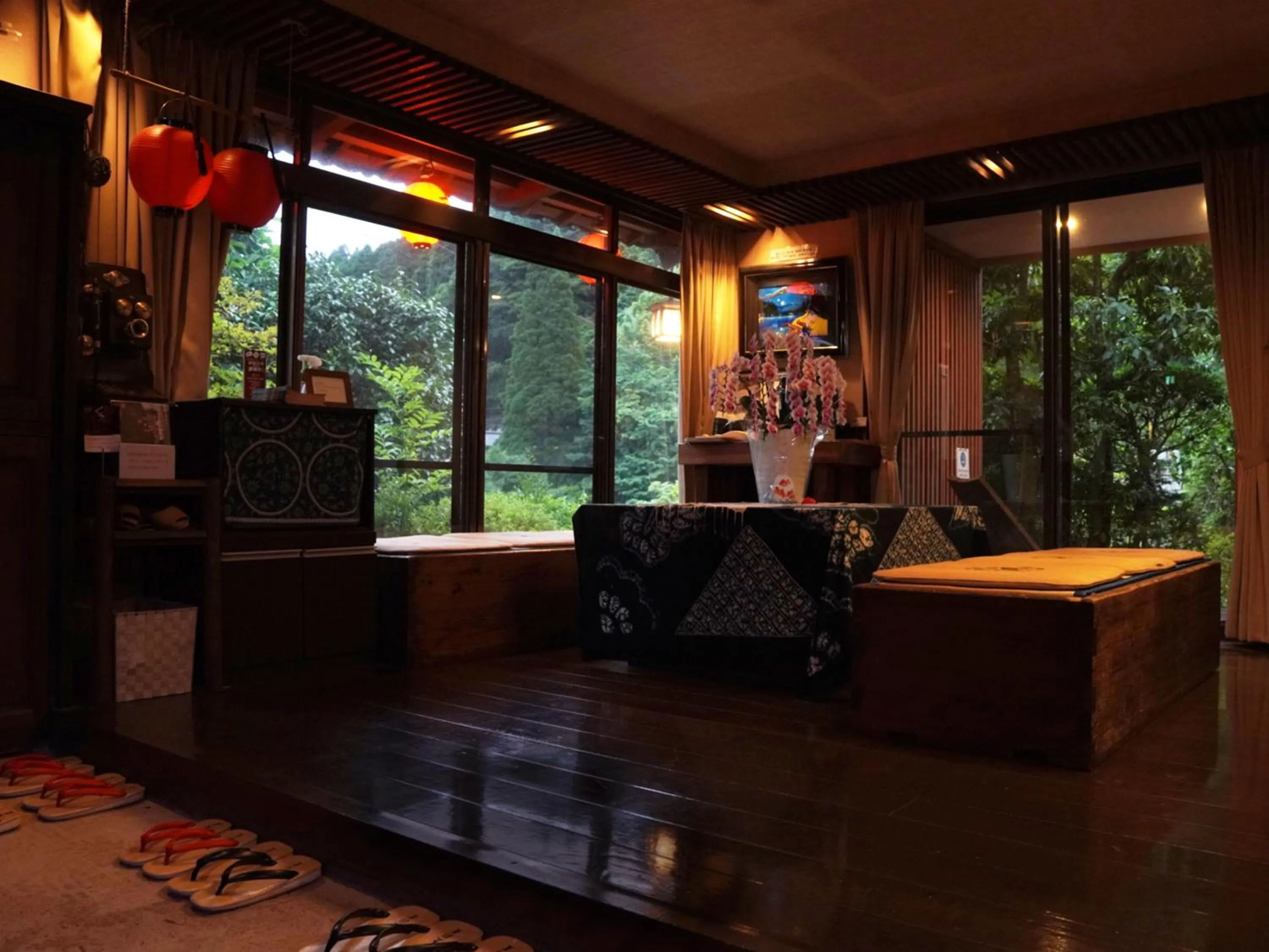 Lobby or reception in Yunohira Kamiyanagiya