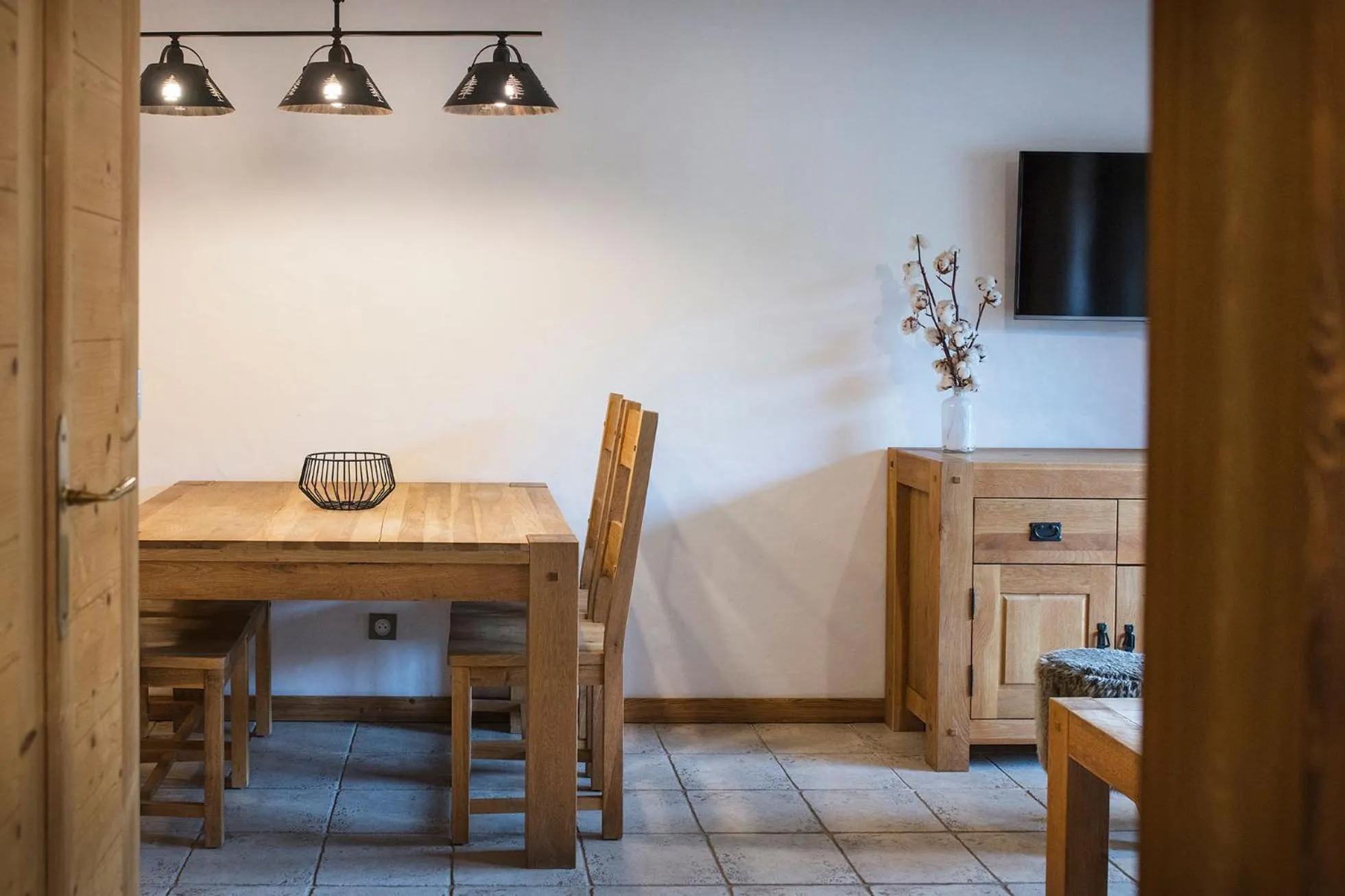 Dining area in Les Cimes