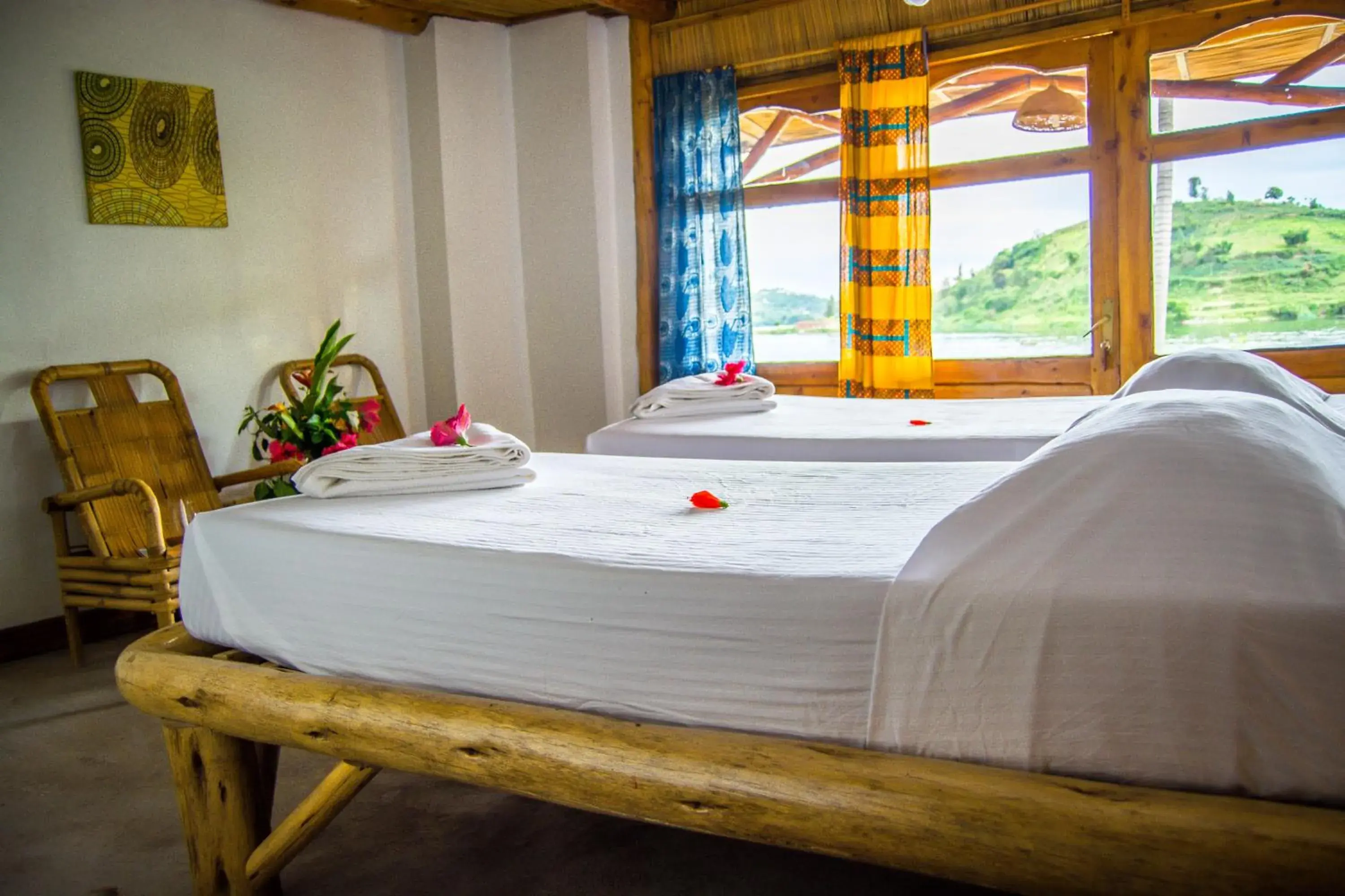 Twin Room with Lake View in Paradise Malahide Twin Room with Lake View in Paradise Malahide