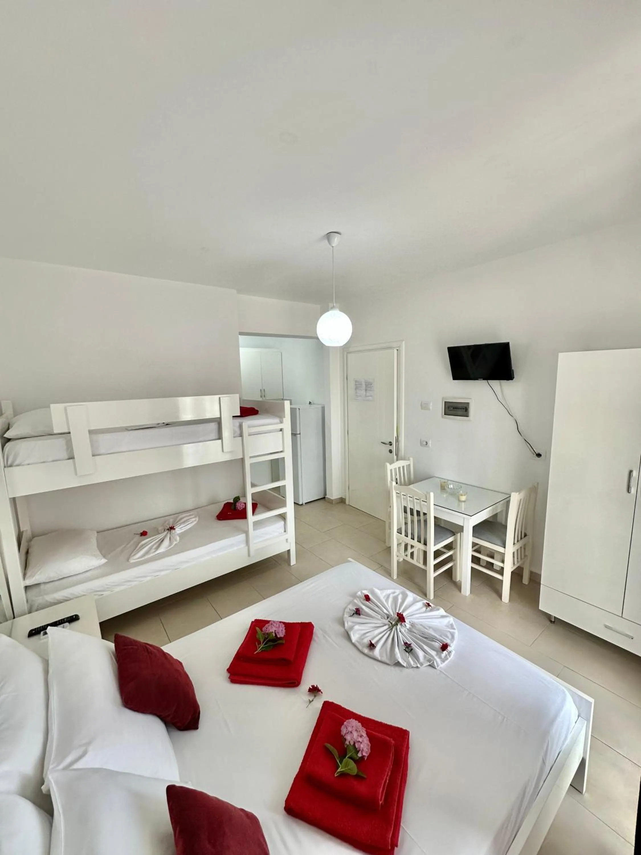 Bed in Vila Renato Ksamil