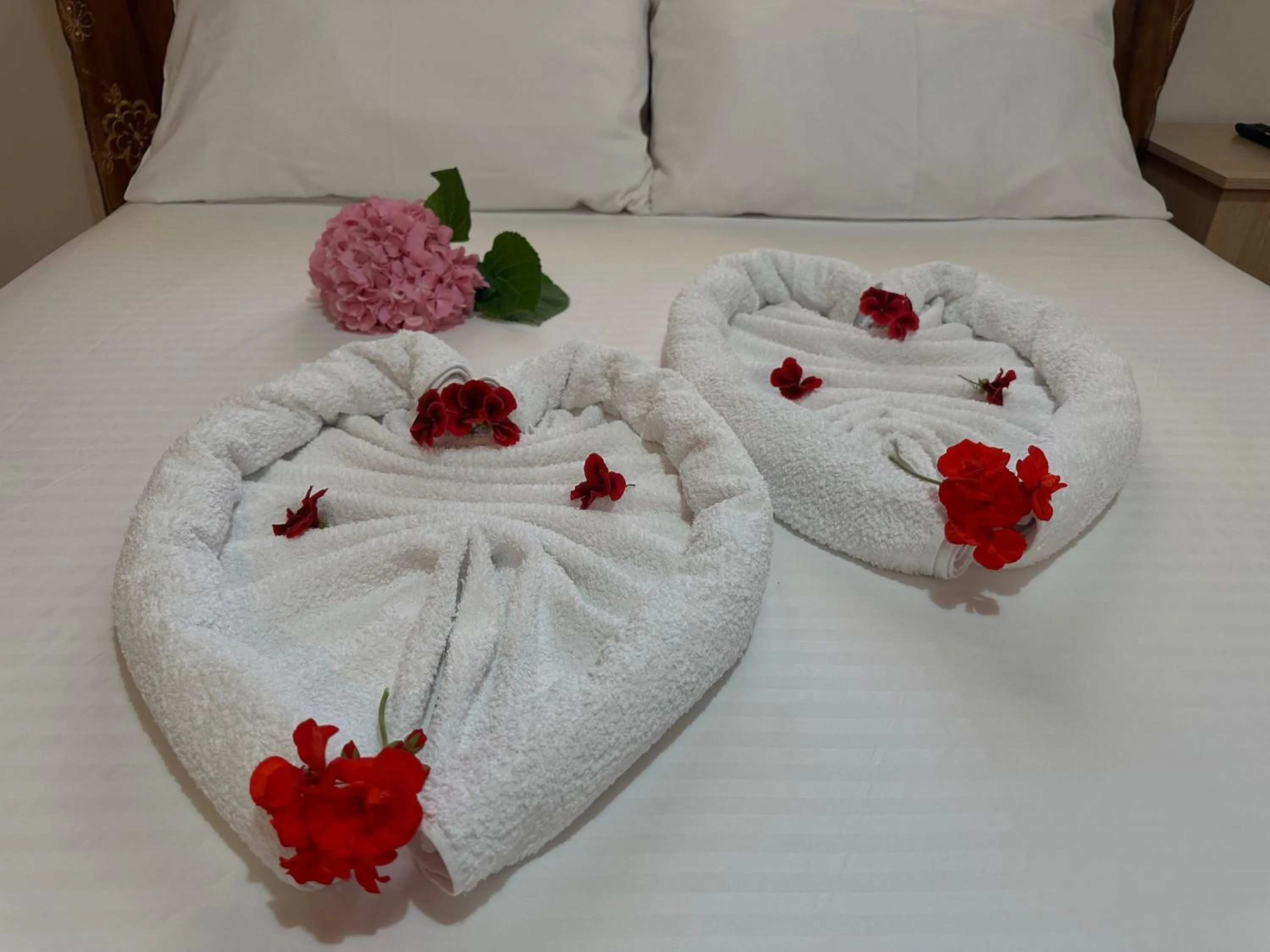 Bed in Vila Renato Ksamil