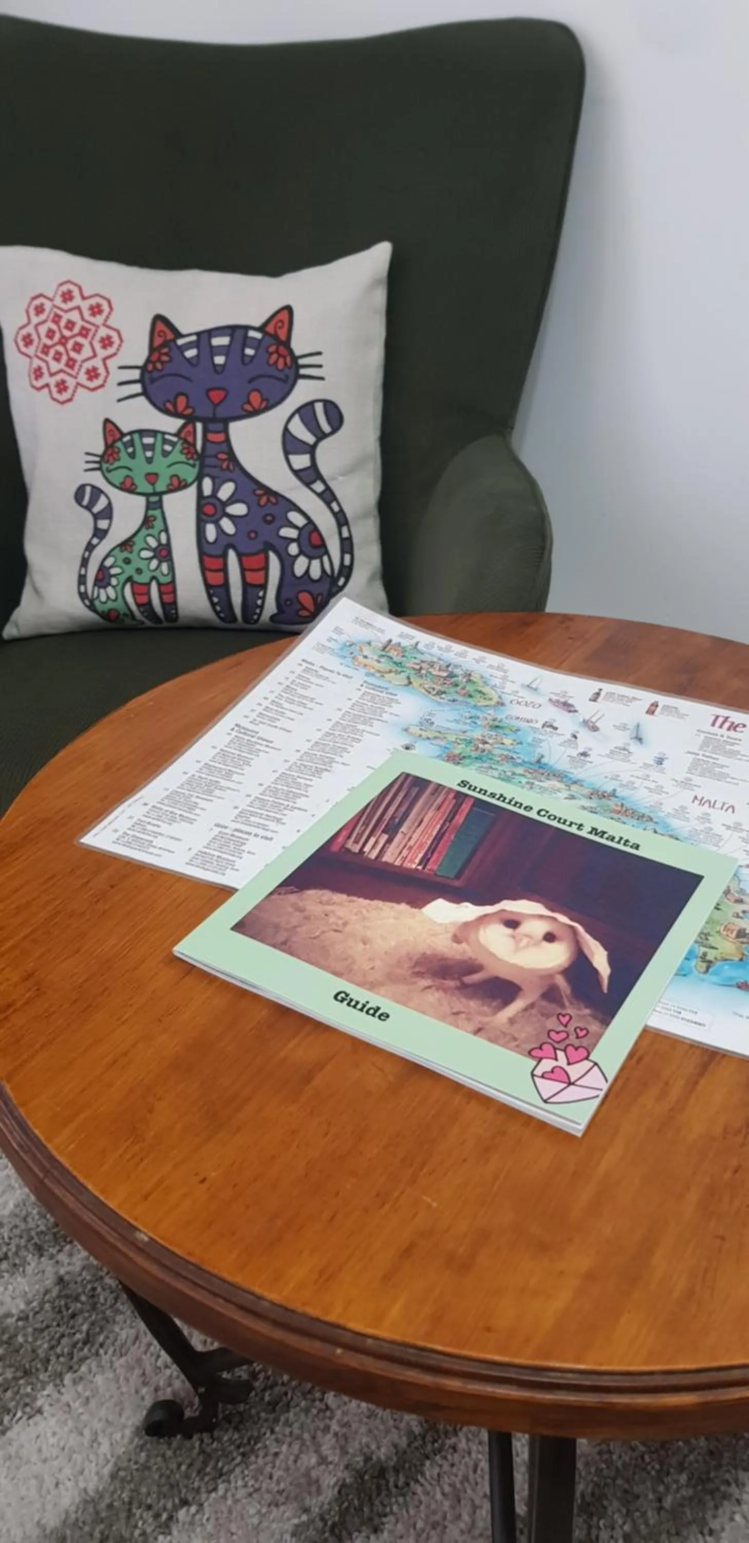 Seating area in Sunshine Court