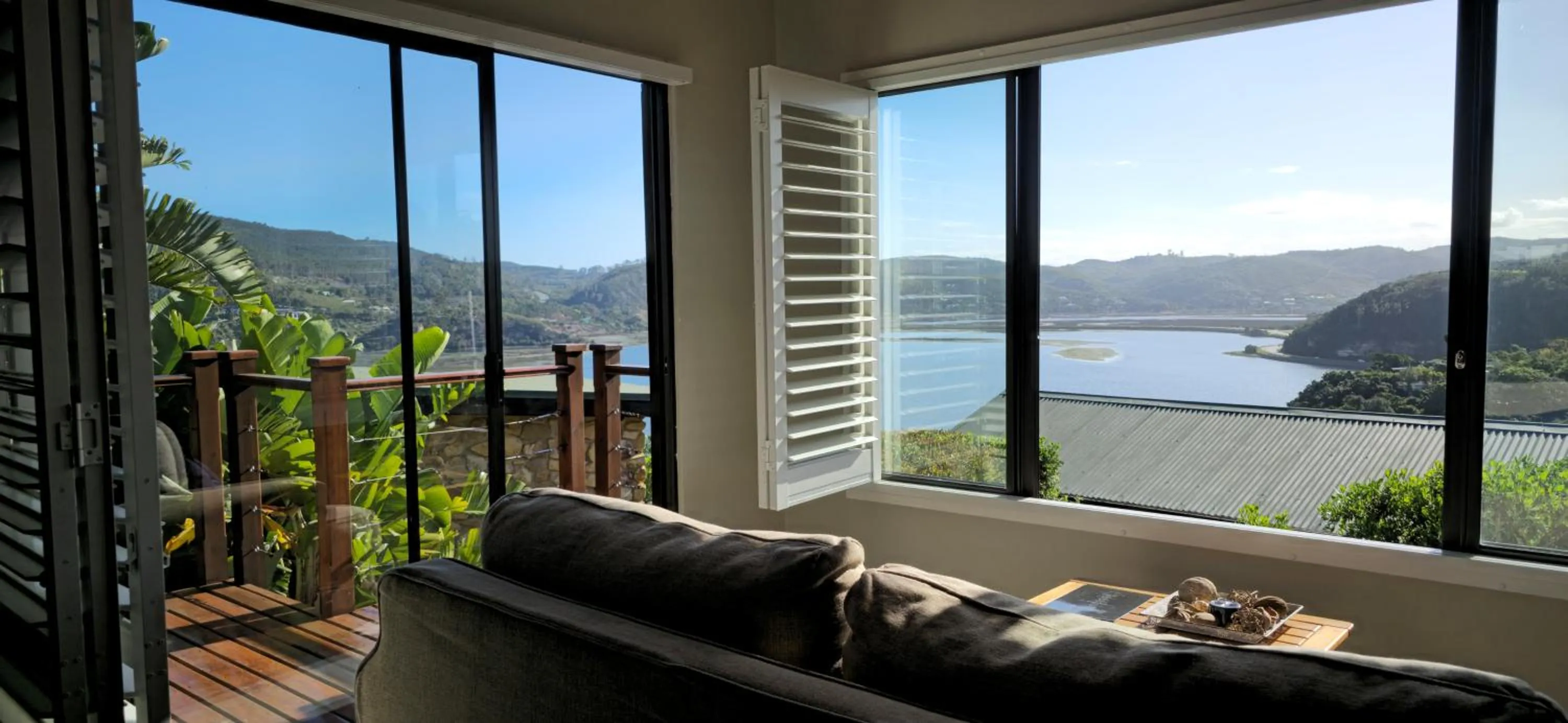 Lake view in Elephant Hide of Knysna Guest Lodge