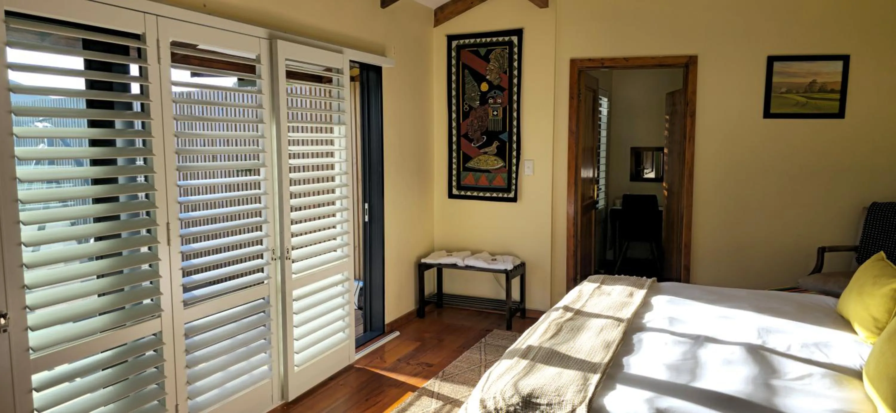 Bedroom in Elephant Hide of Knysna Guest Lodge