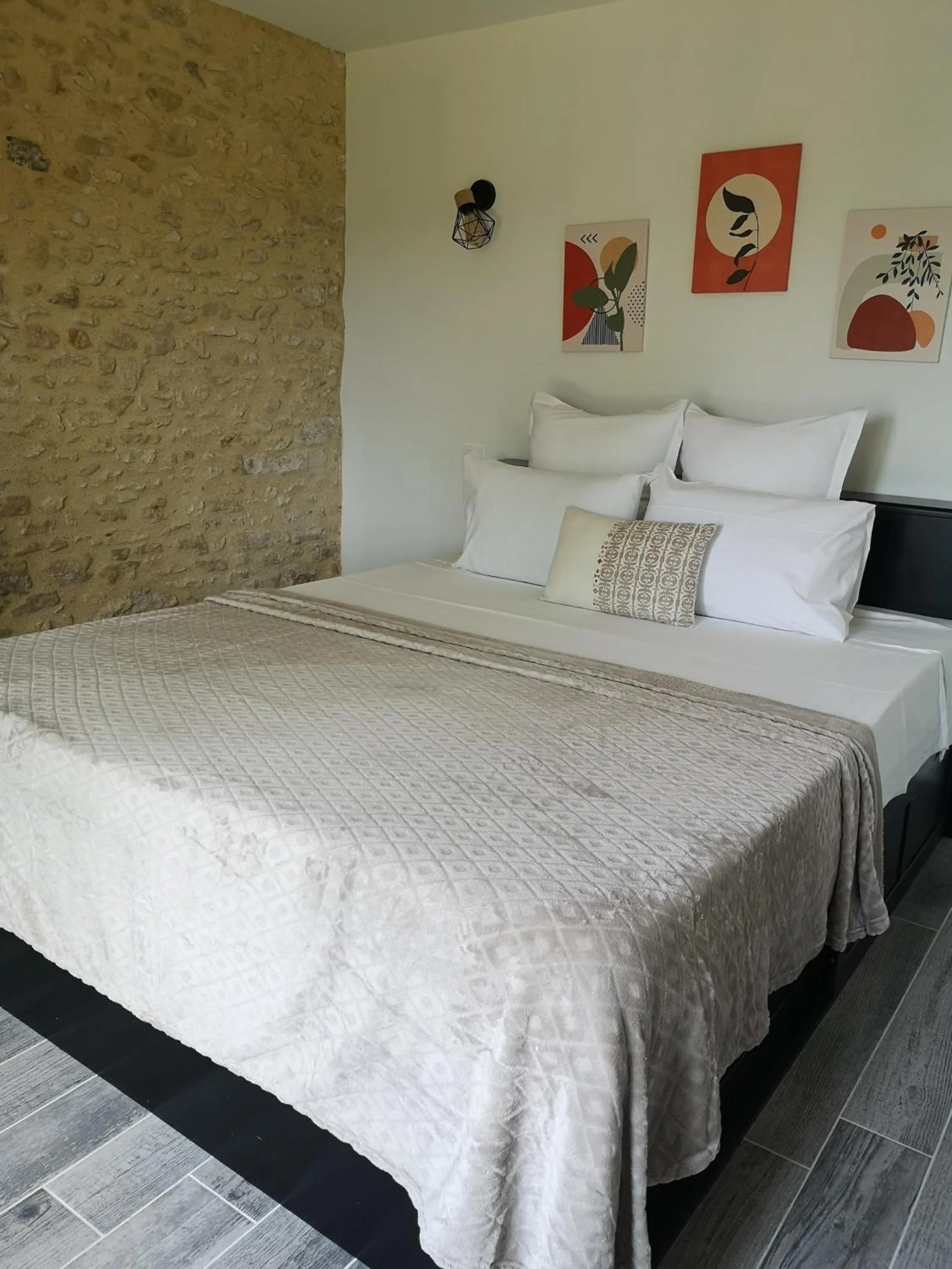 Bedroom in Domaine de Lascaux