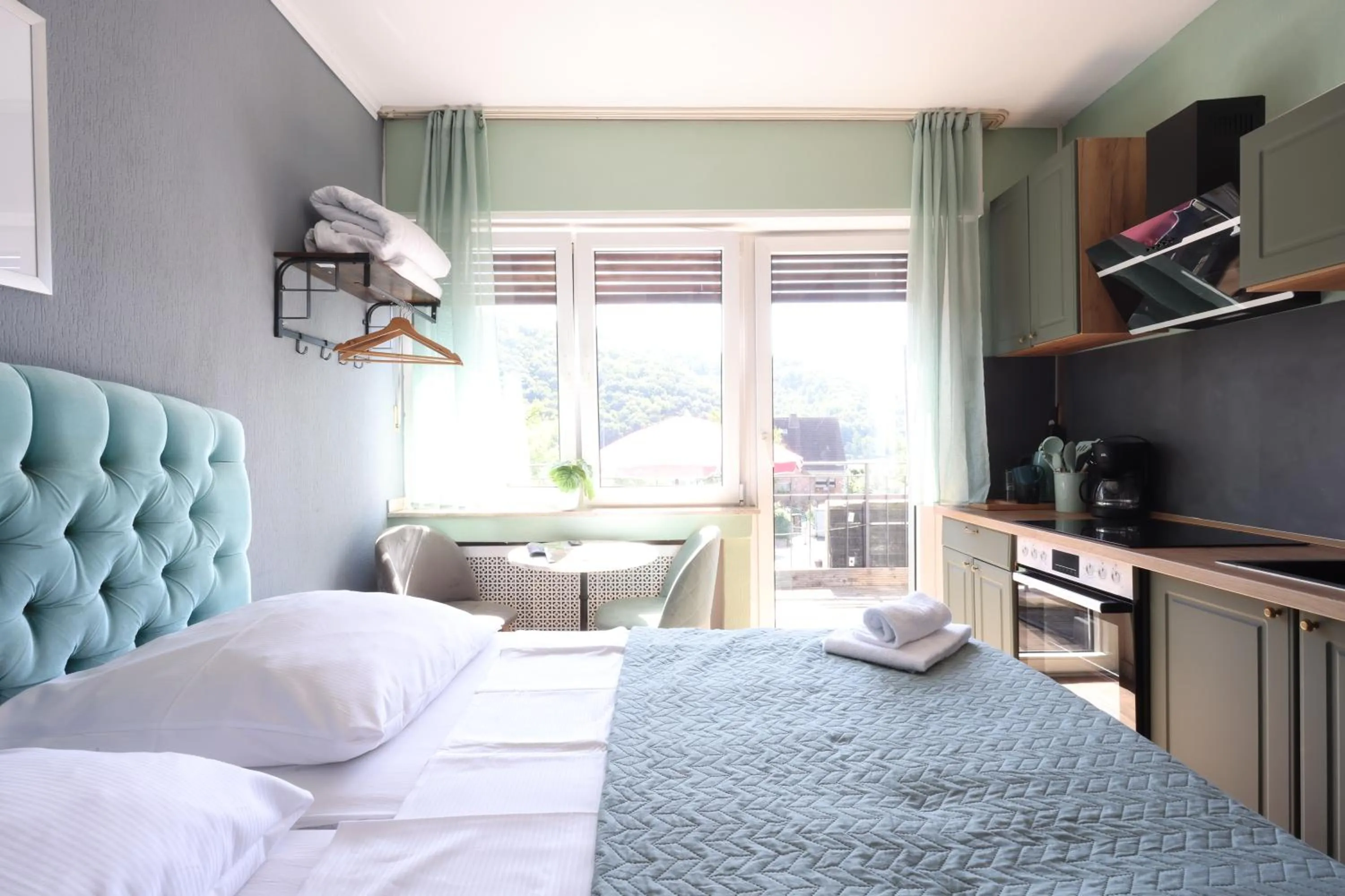 View (from property/room), Bed in Green Seeblick Hotel am See