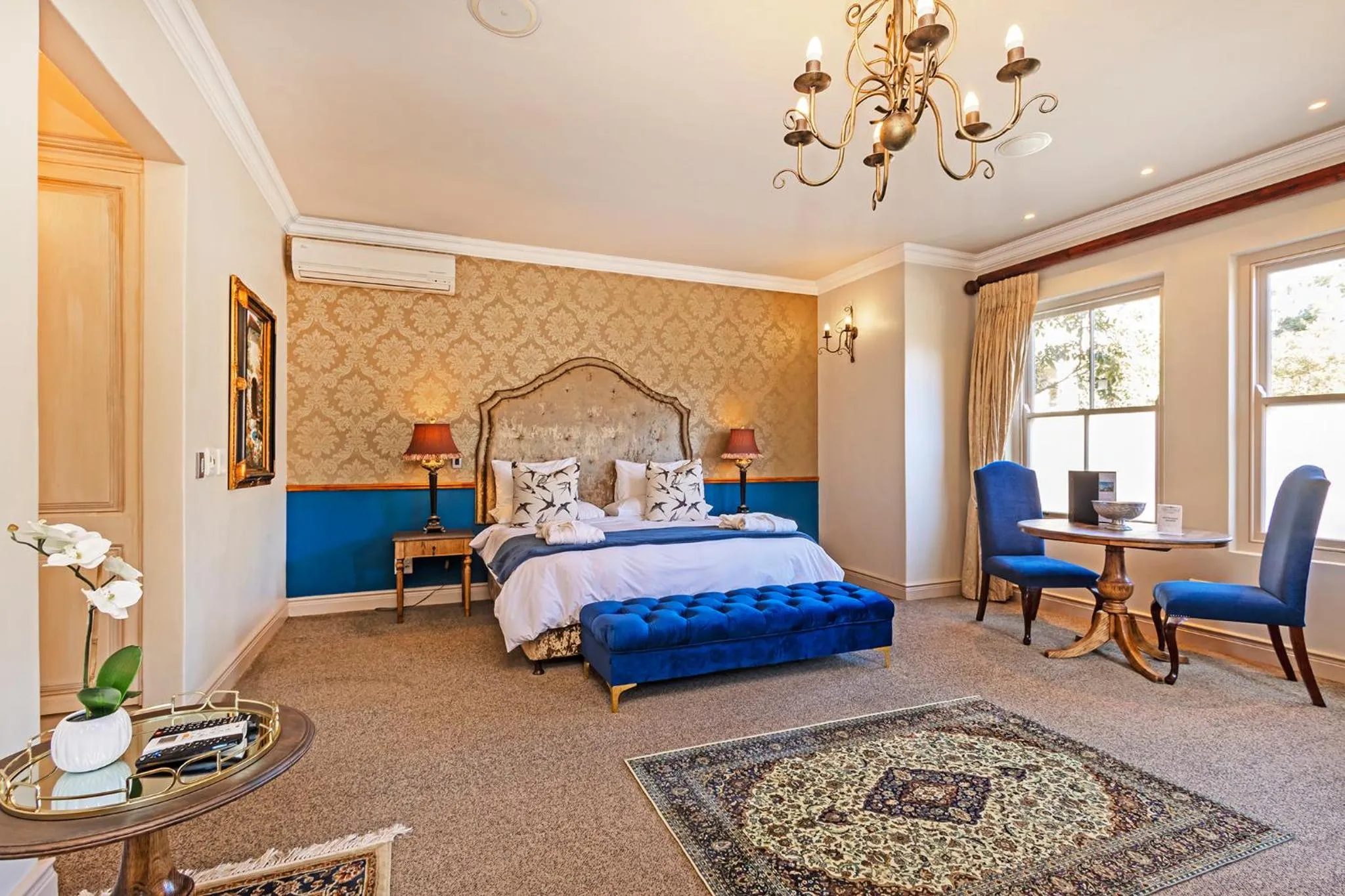 Bed in L'ermitage - Franschhoek Chateau & Villas